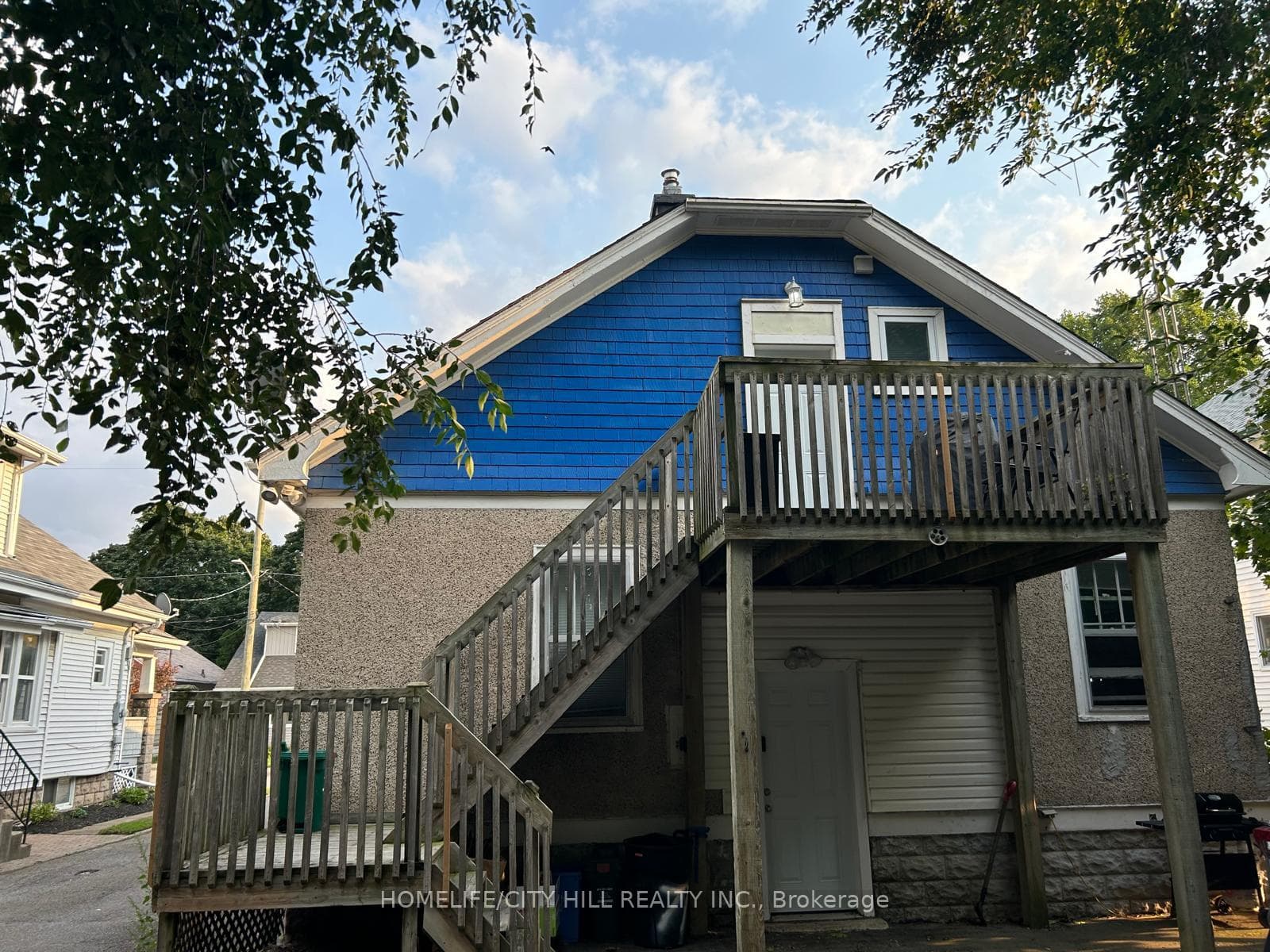 71 Pleasant Avenue 2nd FLR, St. Catharines, ON L2R 1X9