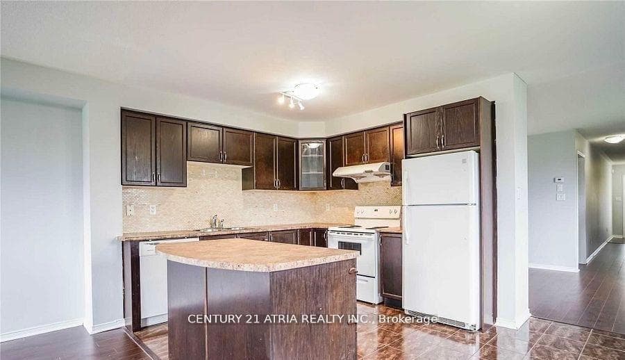 1424 Rennie Street, Oshawa, ON L1K 0N8