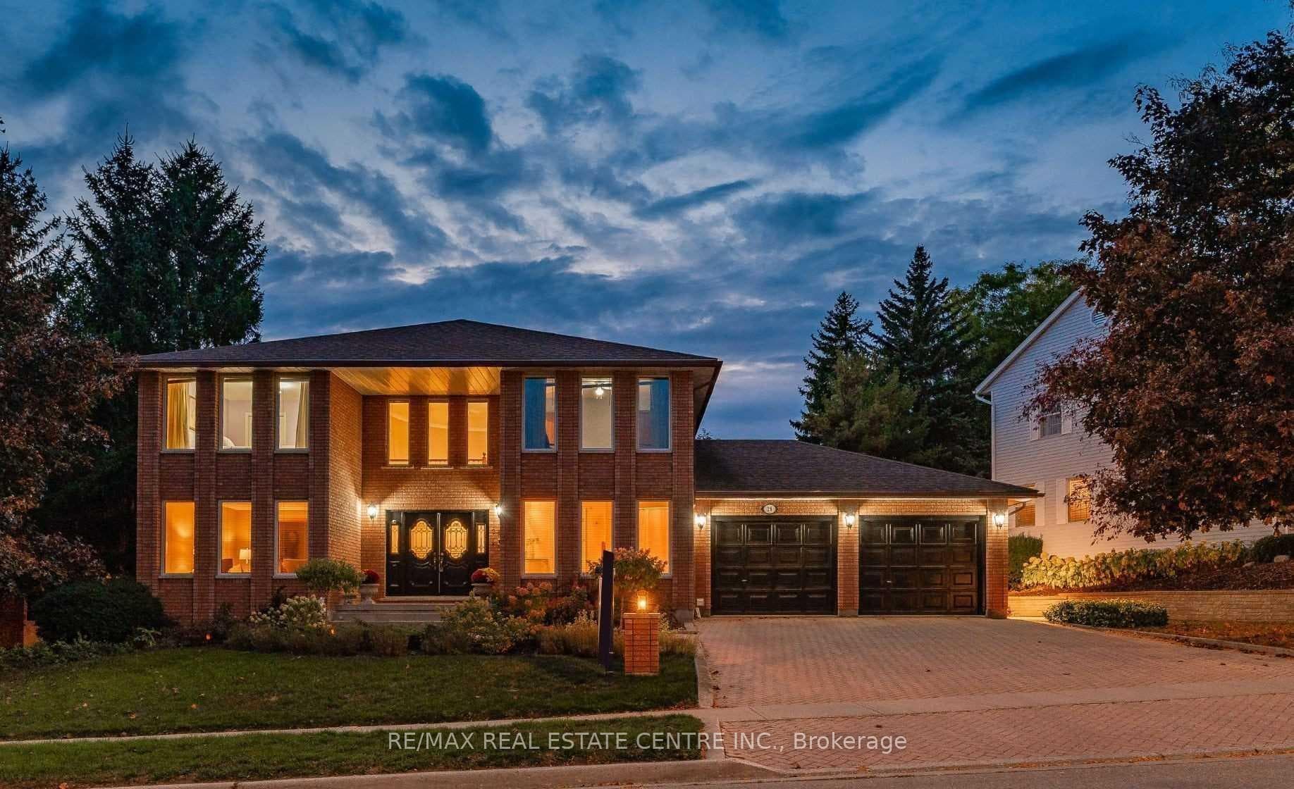 28 Walnut Drive, Guelph, ON N1E 4B3