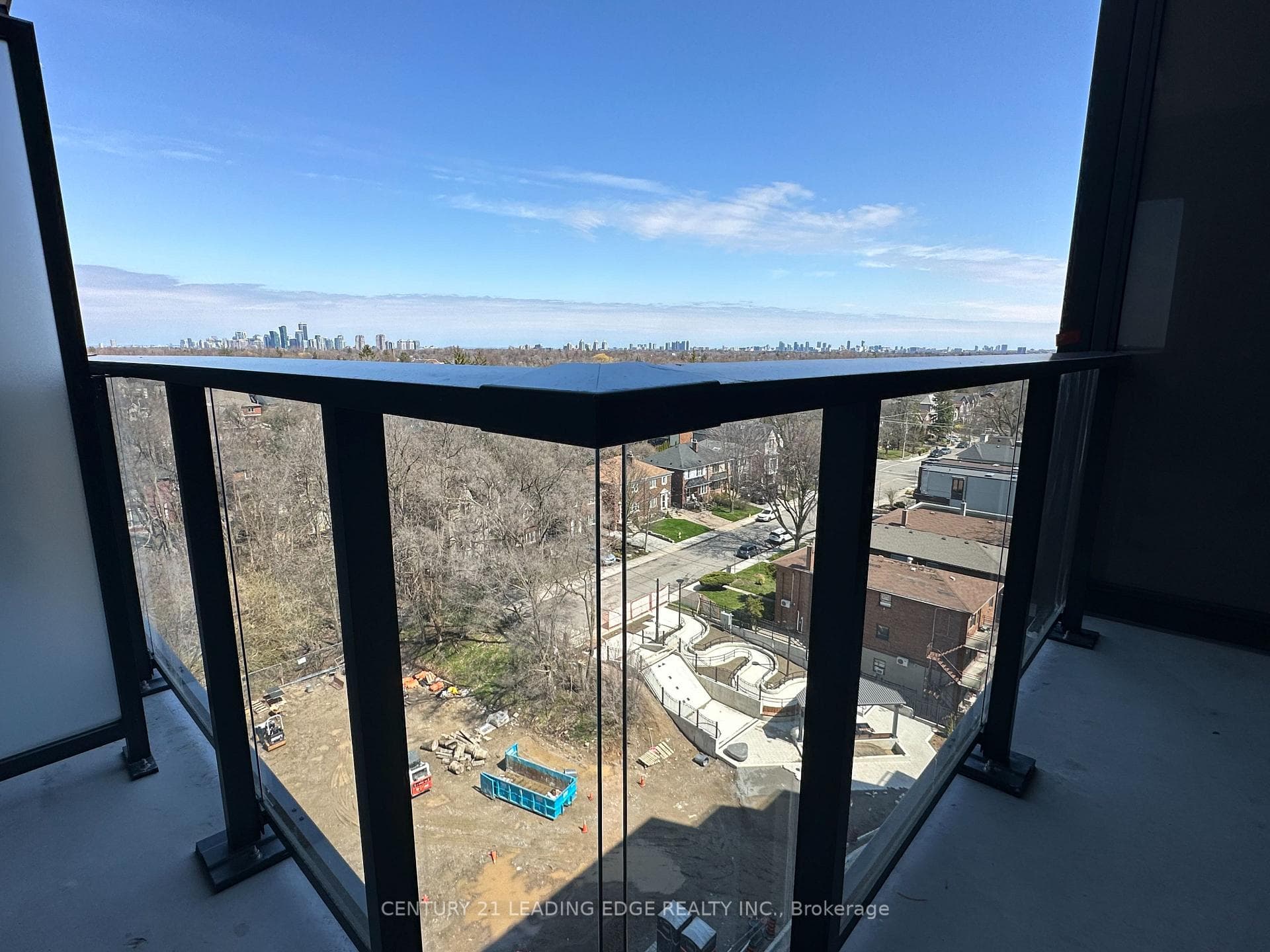 250 Lawrence Avenue W PH901, Toronto, ON M4N 1T4