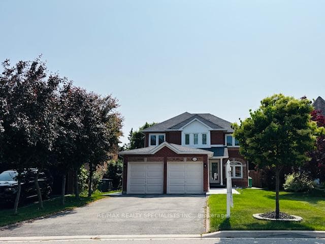 6828 Gracefield Drive Upper, Mississauga, ON L5N 6T6