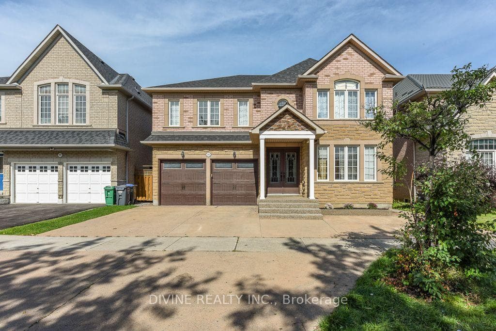 4911 Maxine Place, Mississauga, ON L4Z 4H7
