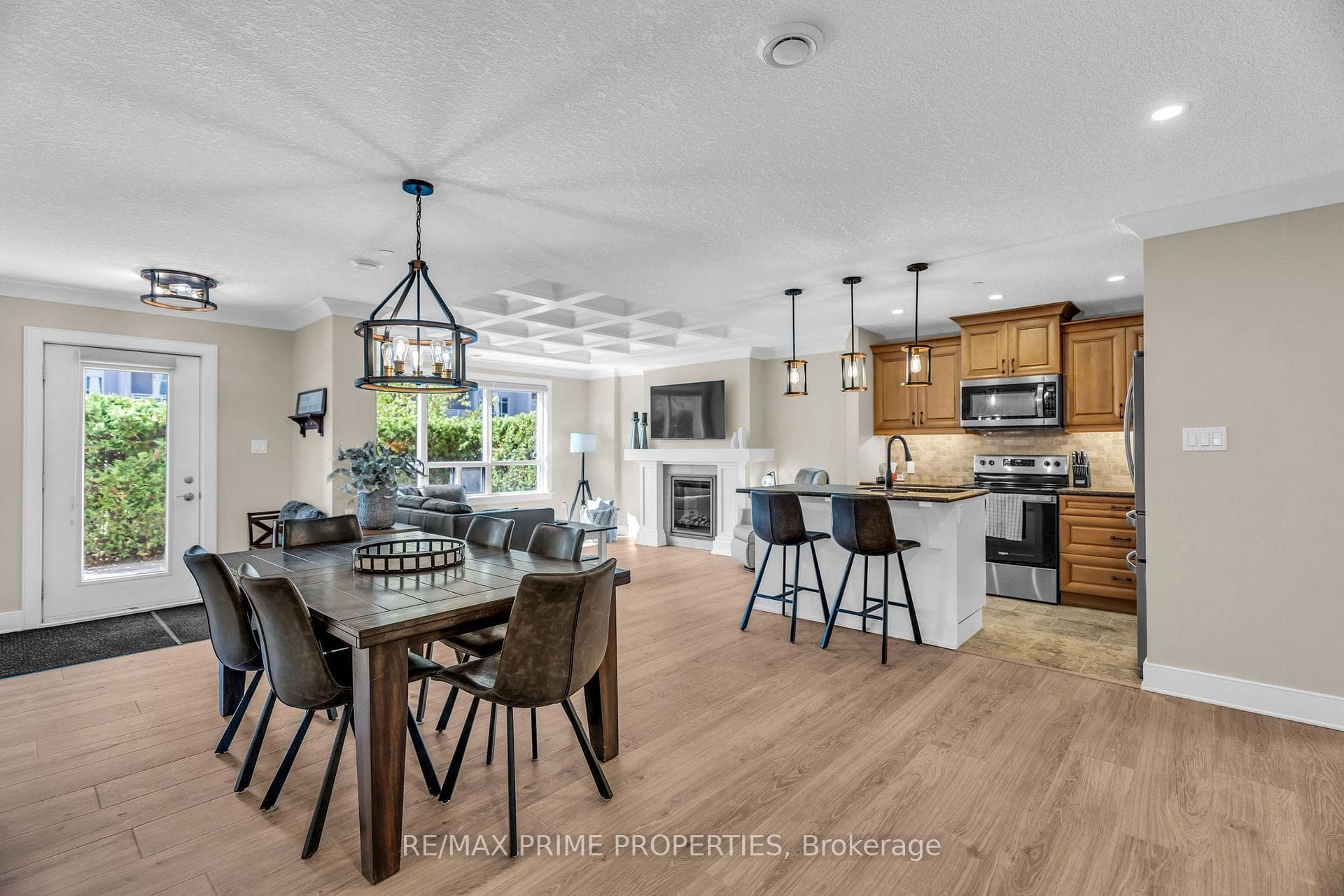 320 SUGARCREEK Trail S 110, London North, ON N6H 0G3