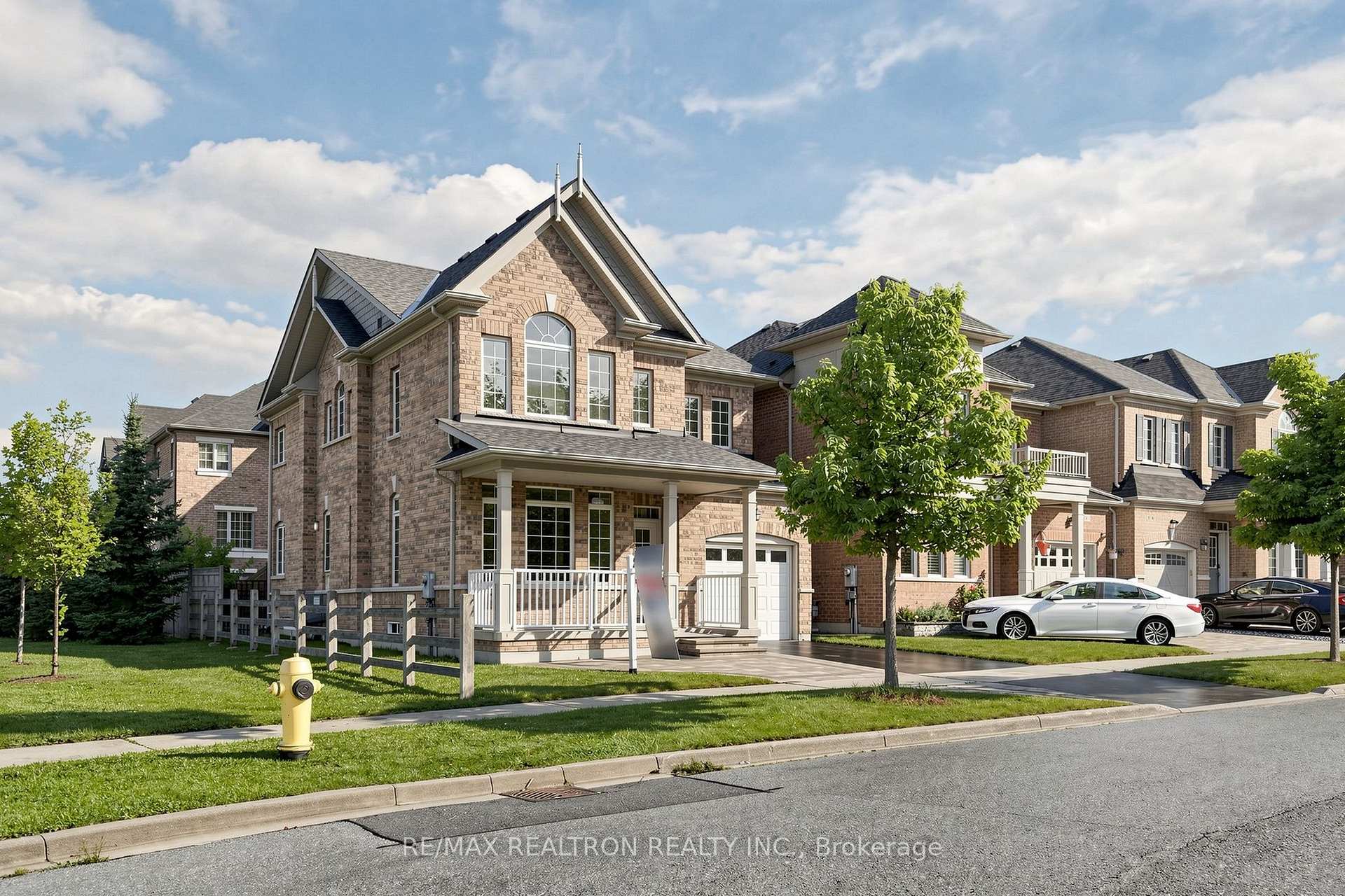 62 Bracknell Avenue, Markham, ON L6C 2L5