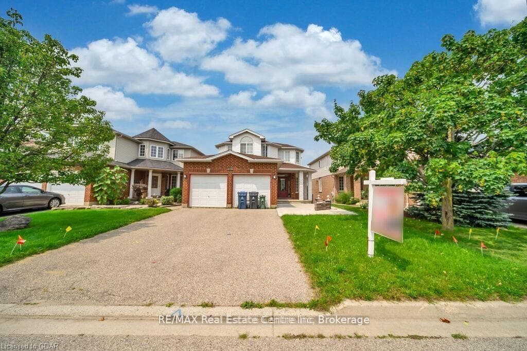 61 MOFFATT Lane, Guelph, ON N1G 5E8