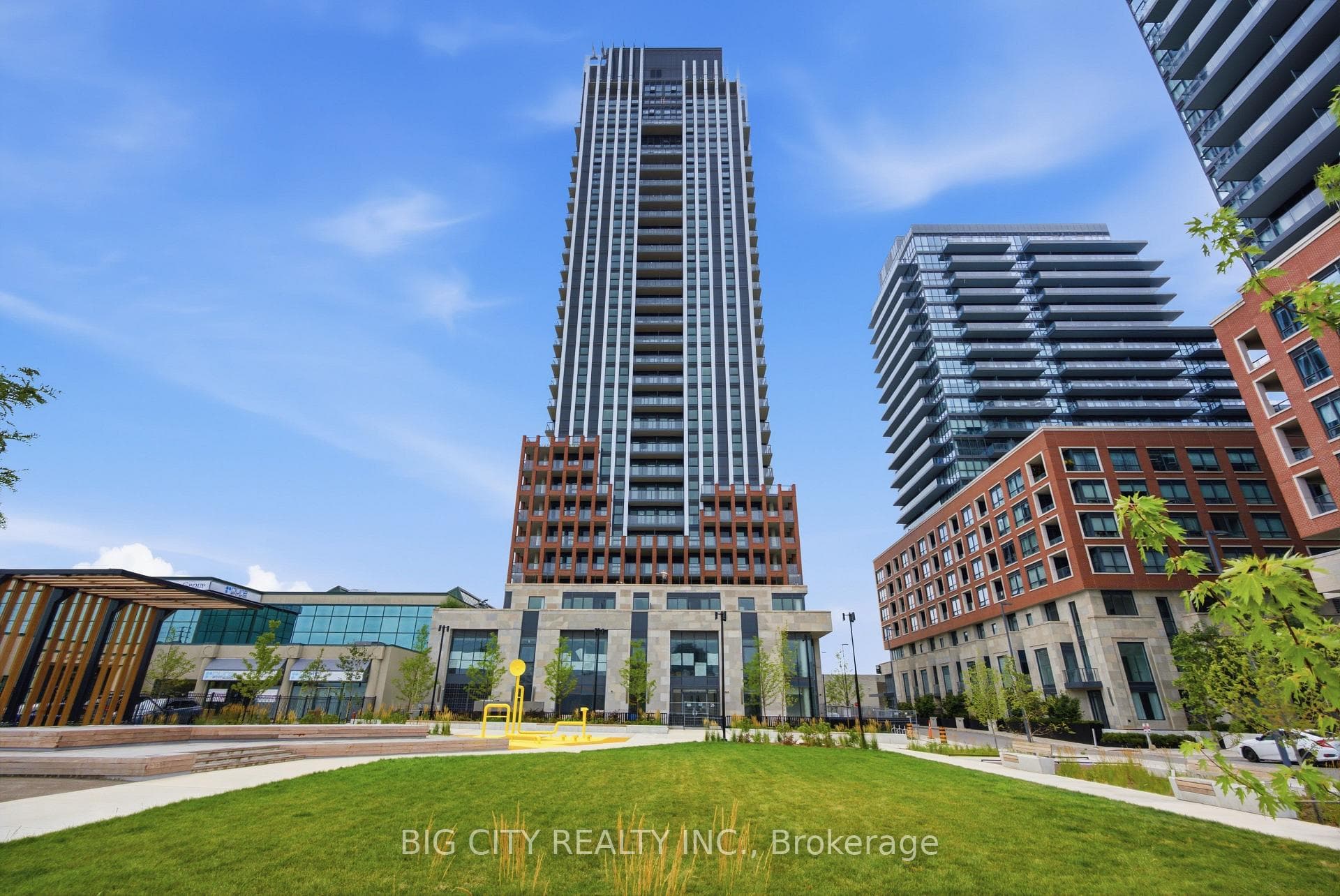 25 Frederick Todd Way 1910, Toronto, ON M4G 0C6