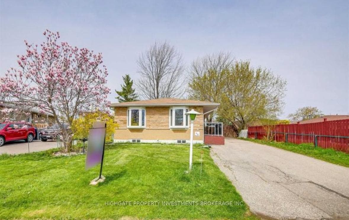36 Reigate Avenue Main, Brampton, ON L6V 2E3