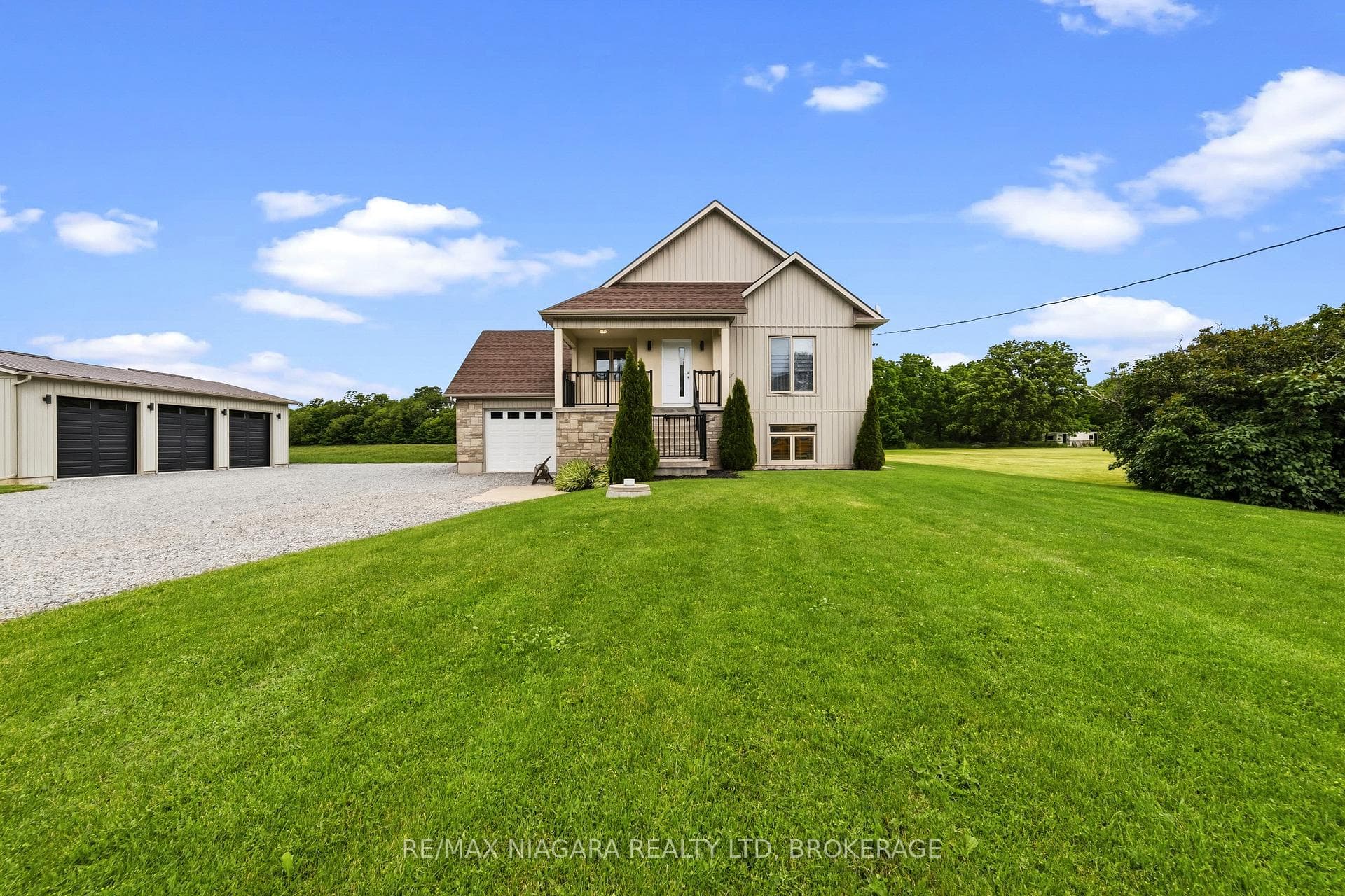 2876 3 Highway E, Port Colborne, ON L3K 5V3