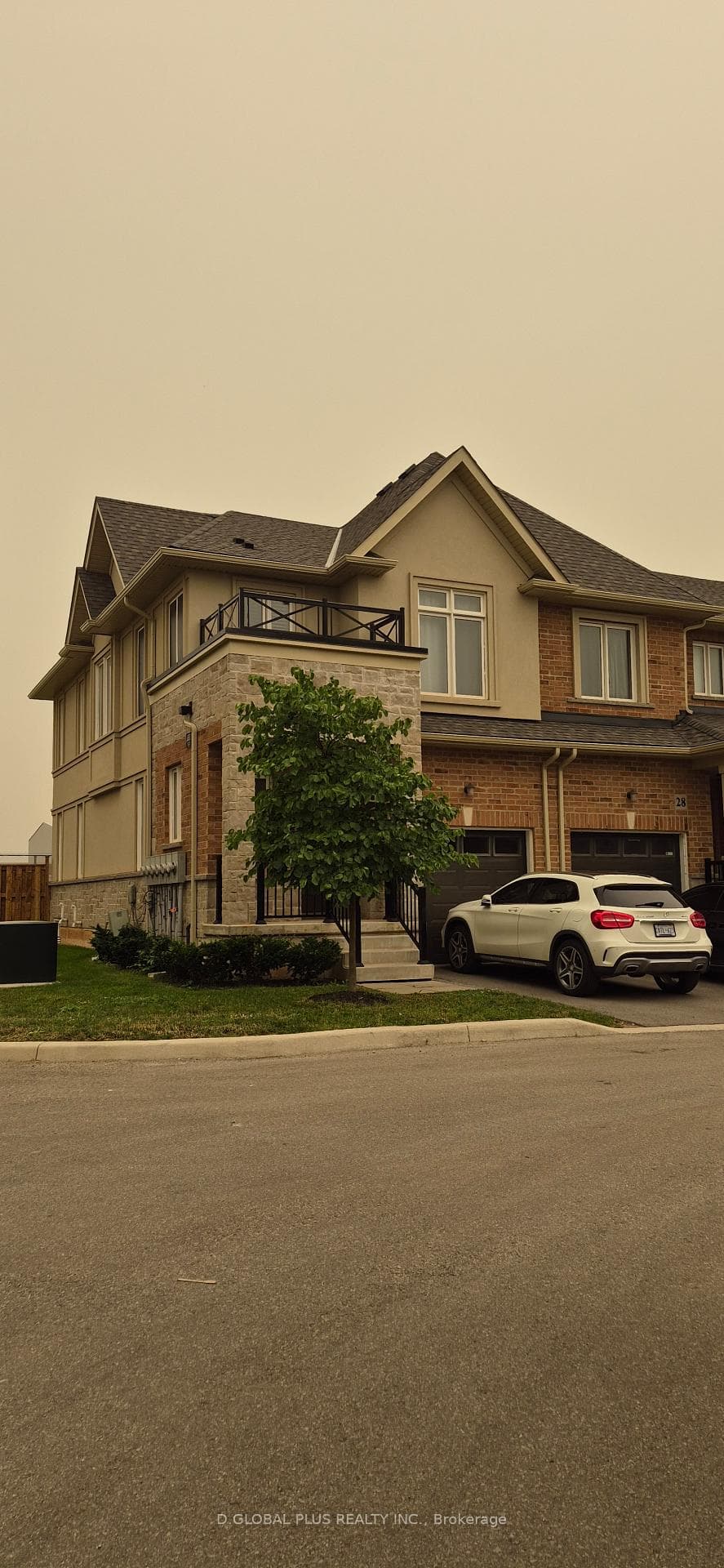 30 Mockingbird Lane, Hamilton, ON L8E 0K7