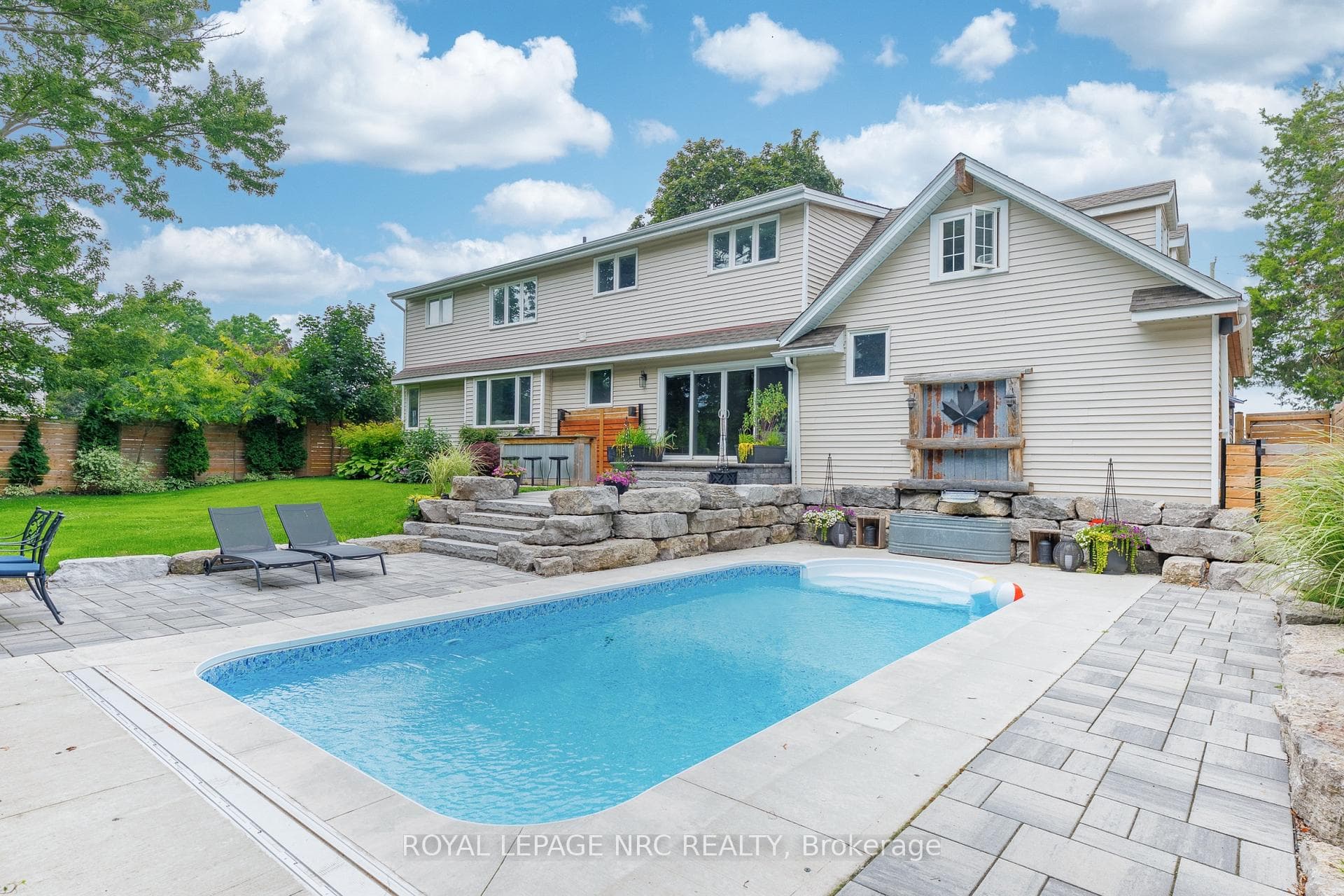 1154 Pelham Road, St. Catharines, ON L2R 6P7