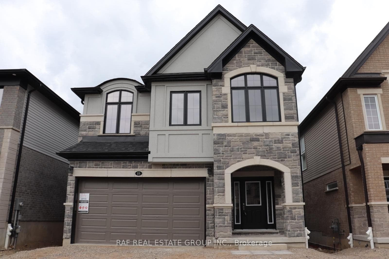 18 Jacob Detweiller Drive, Kitchener, ON N2P 2P4