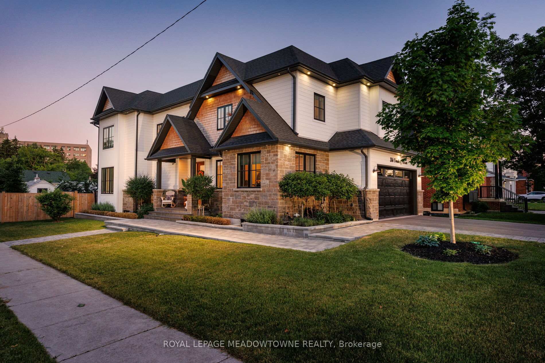 396 Broadway Avenue, Milton, ON L9T 1T7