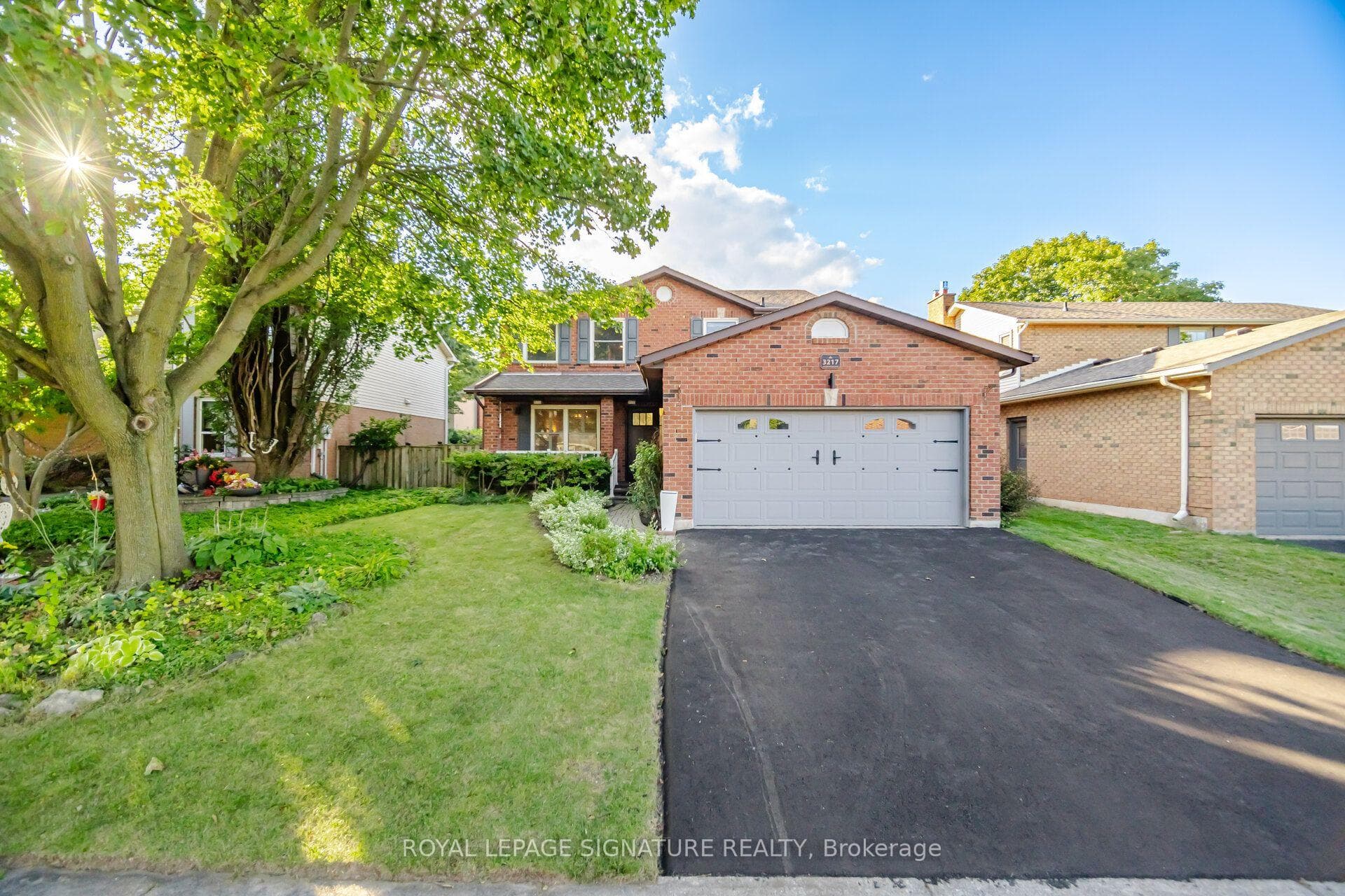3217 Hazelwood Avenue, Burlington, ON L7M 2V3
