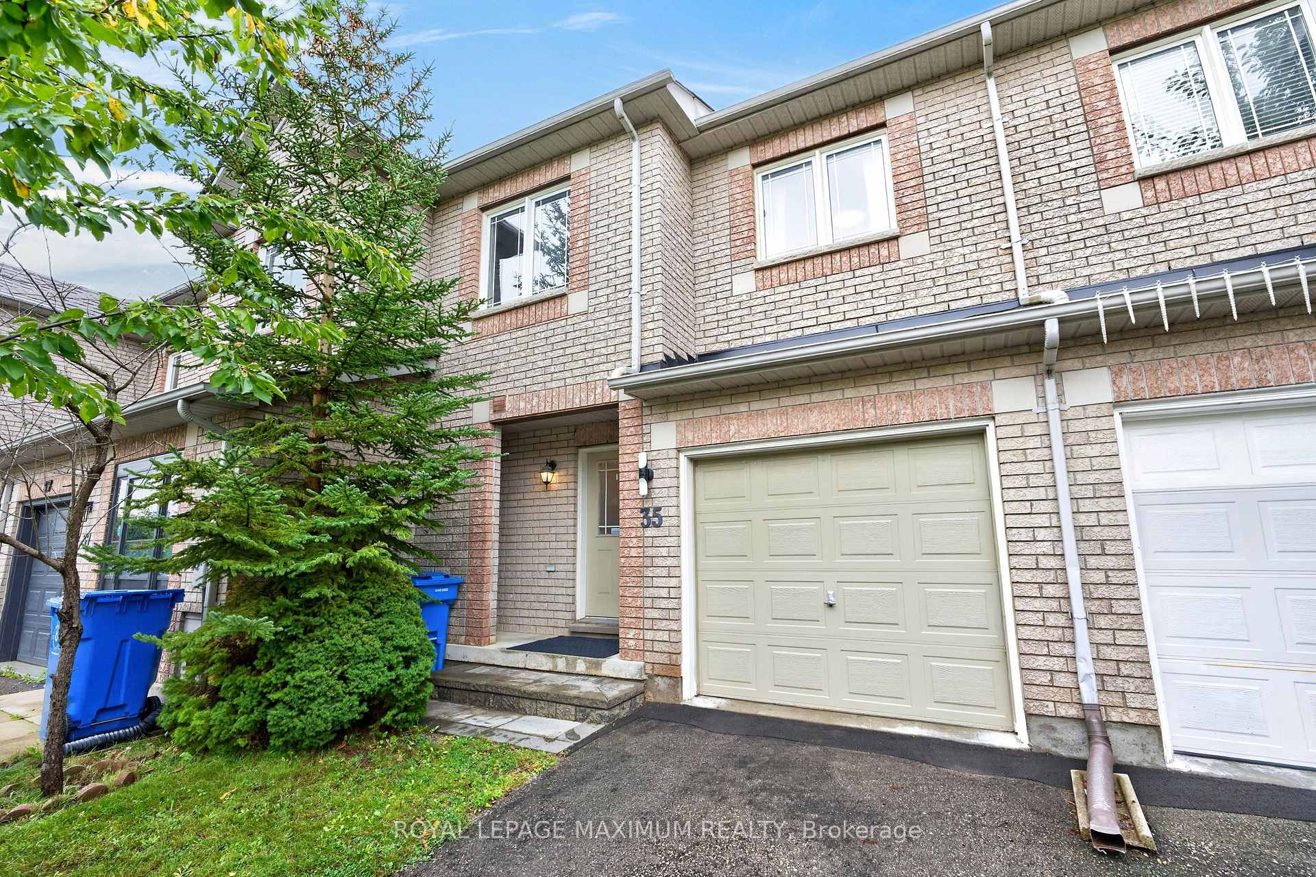 35 Marshview Avenue, Aurora, ON L4G 7W5