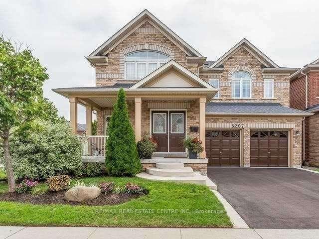 5207 Nova Crescent, Burlington, ON L7L 7B9