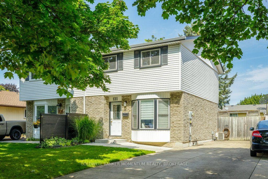 121 Dorothy Street, St. Catharines, ON L2N 6Z6