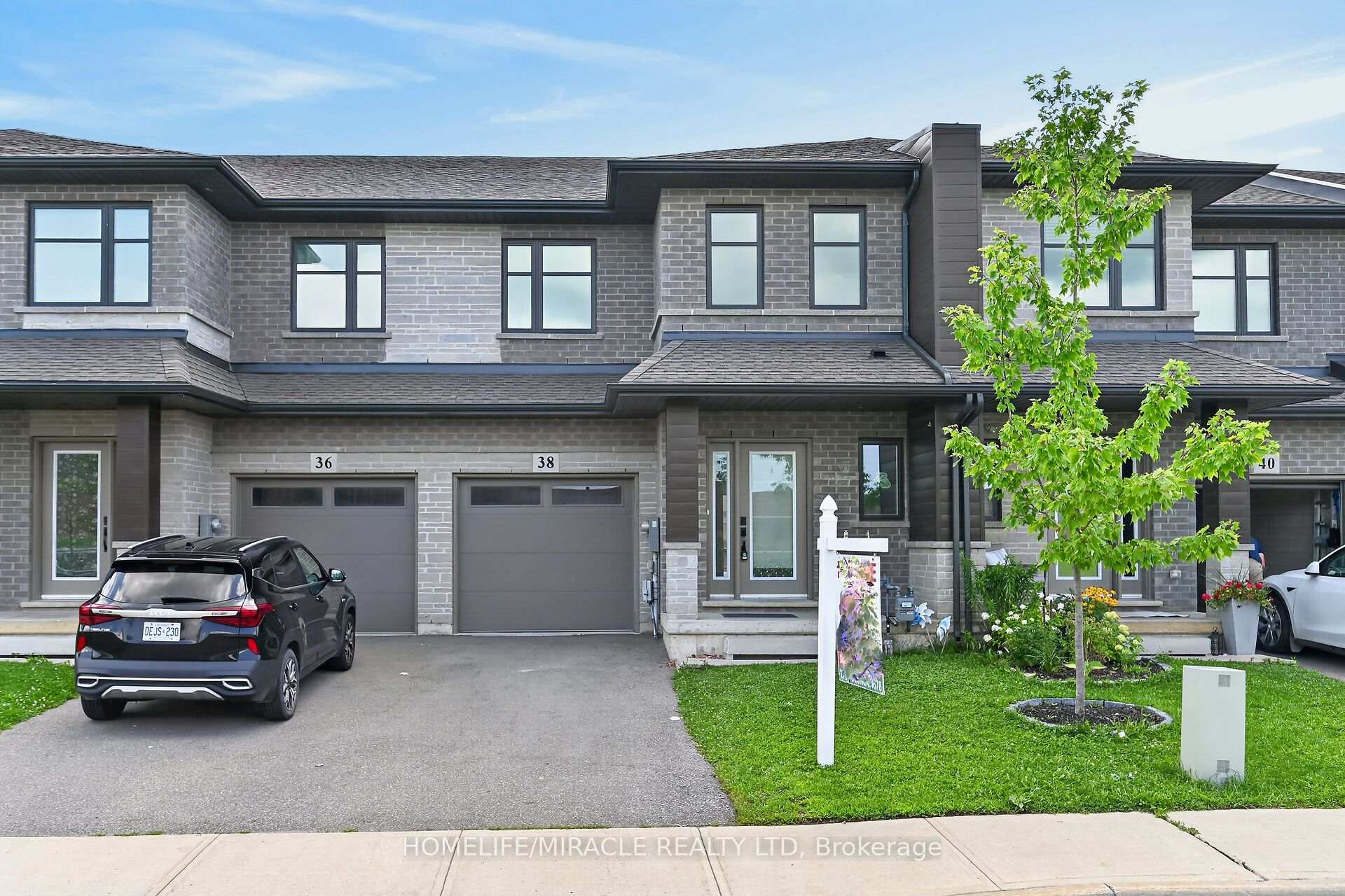 38 Jayla Lane, West Lincoln, ON L0R 2A0