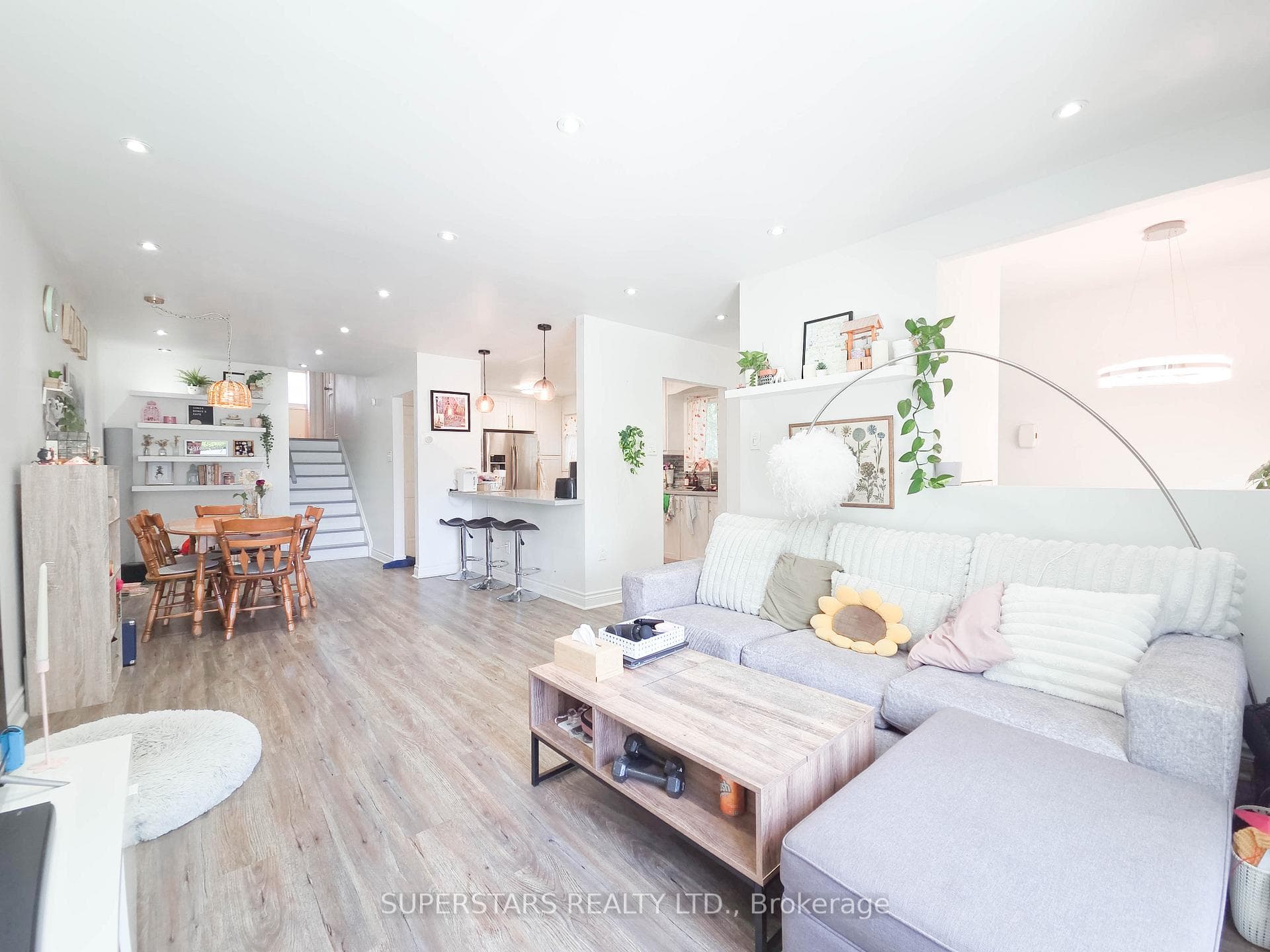 7553 Wildfern Drive, Mississauga, ON L4T 3P7