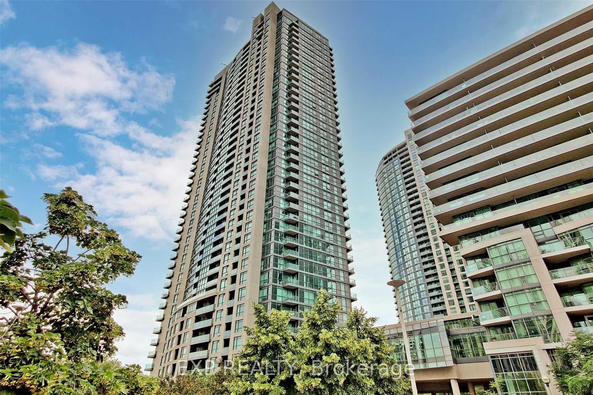 215 Fort York Boulevard 202, Toronto, ON M5V 4A2