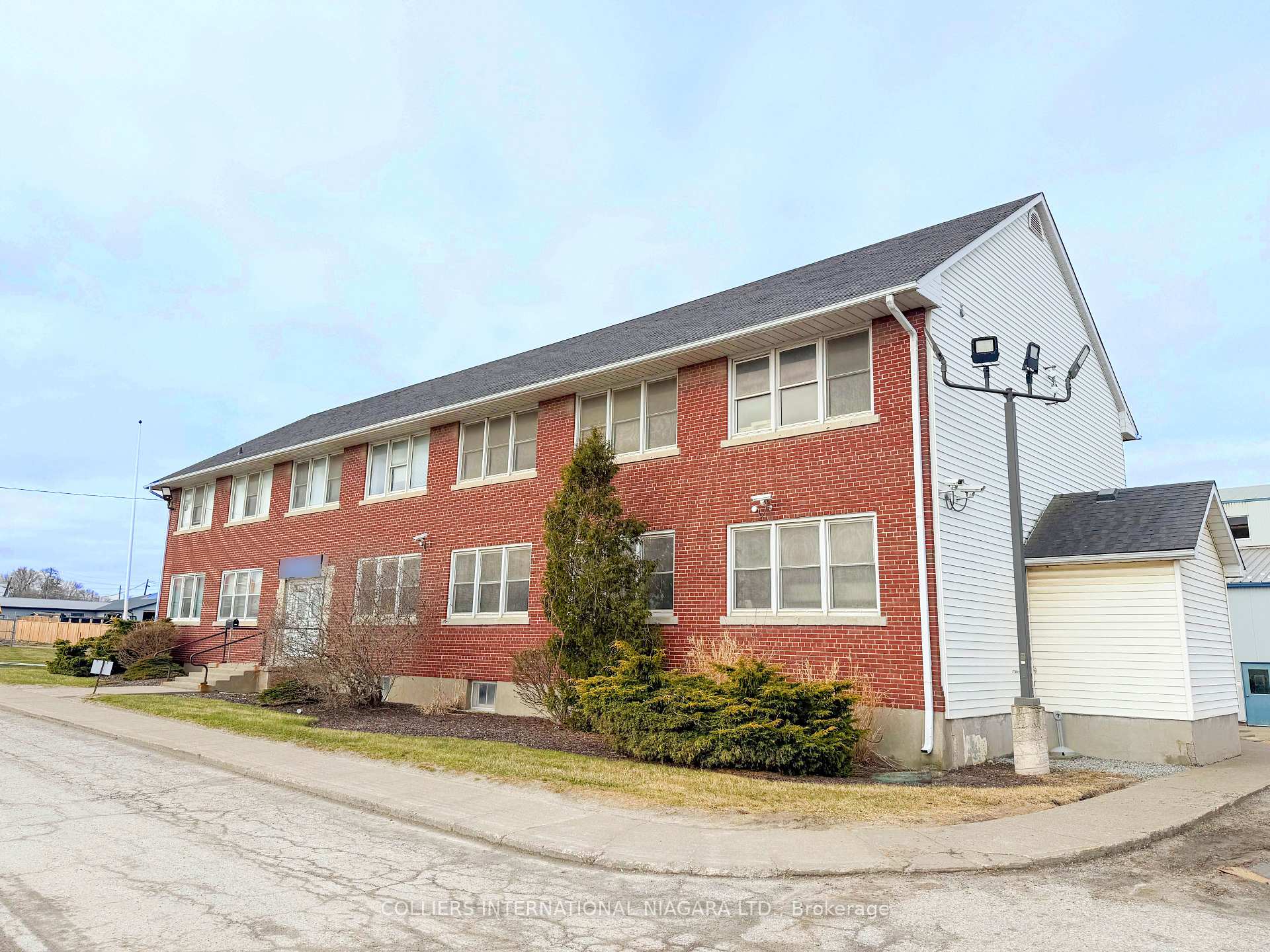 65 Grantham Avenue S 1, St. Catharines, ON L2P 3H3