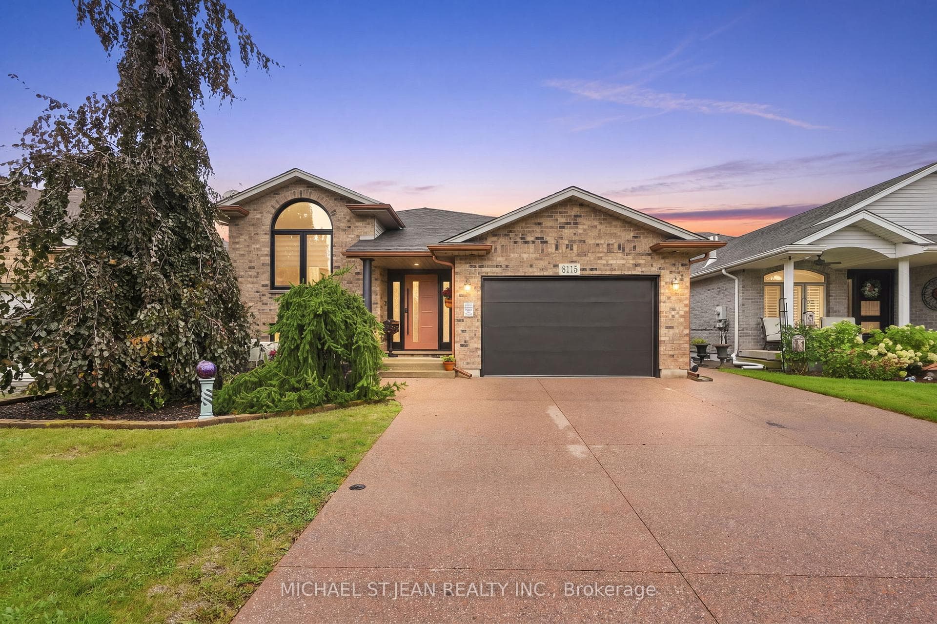 8115 Beaver Glen Drive, Niagara Falls, ON L2H 3K5