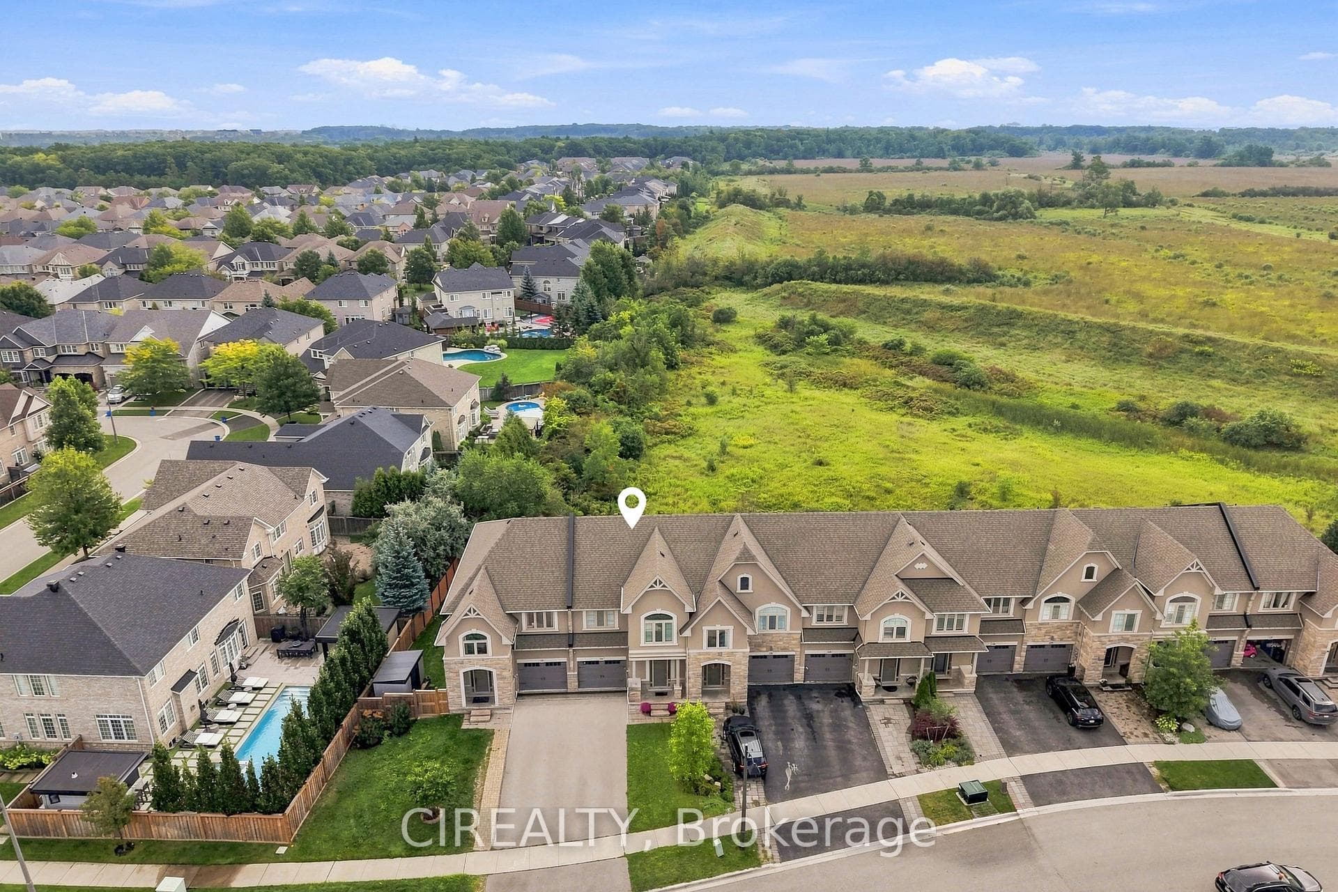 3352 Stalybridge Road, Oakville, ON L6M 1N9