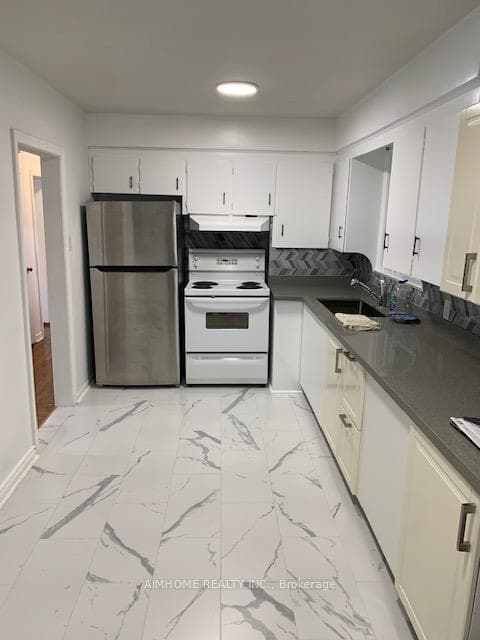 224 Finch Avenue E Main Floor, Toronto, ON M2N 4R9