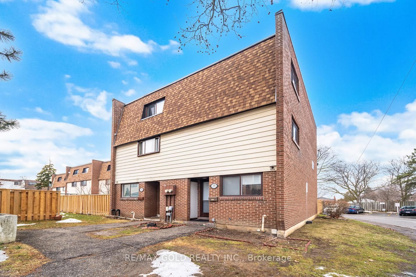 180 Mississauga Valley Boulevard 178, Mississauga, ON L5A 3M2
