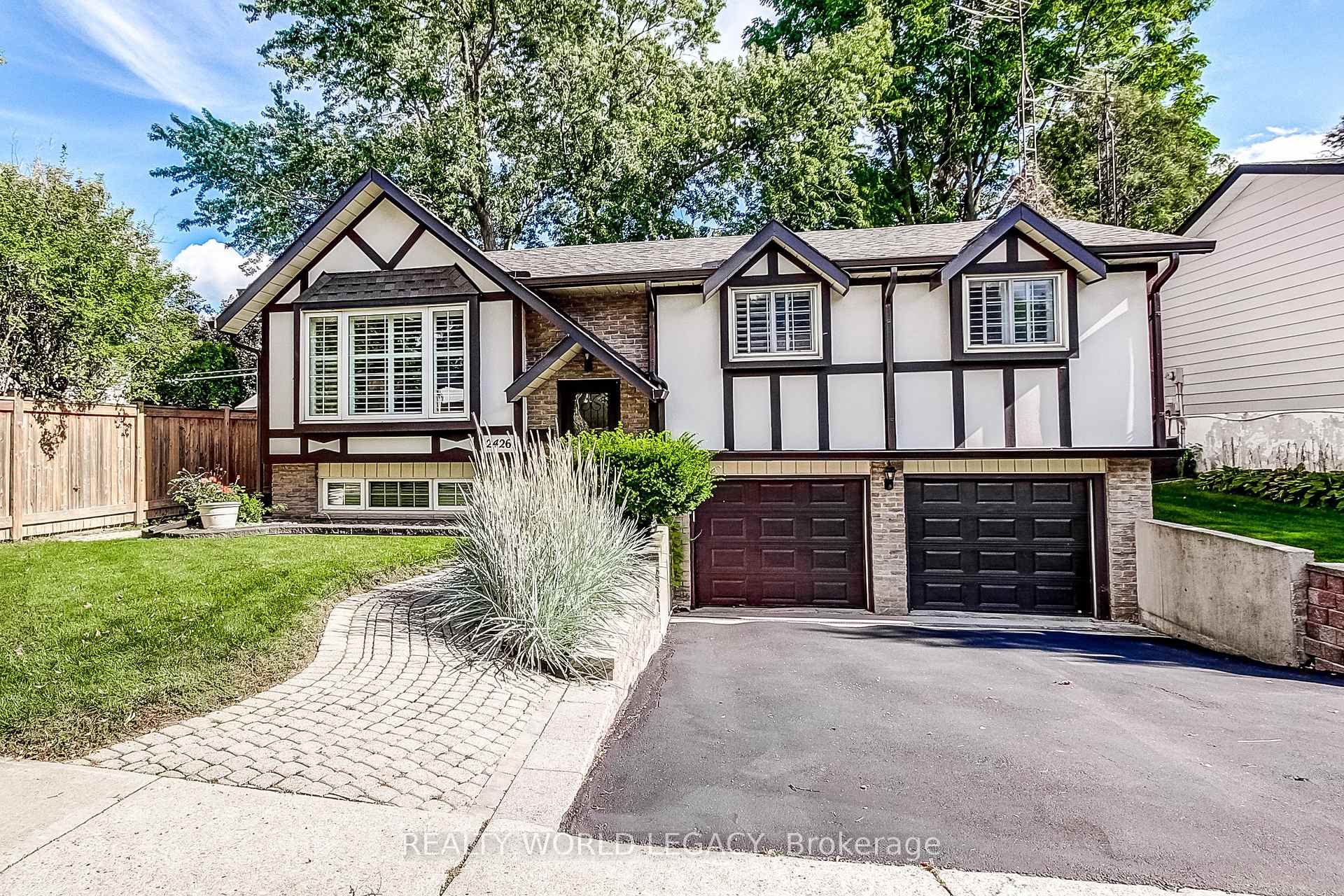2426 Lambeth Avenue, Burlington, ON L7P 3G2