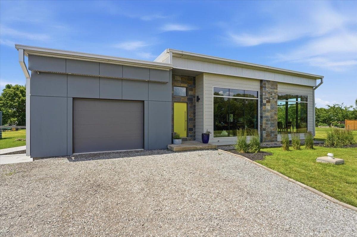 817 Doans Ridge Road, Welland, ON L3B 5N7