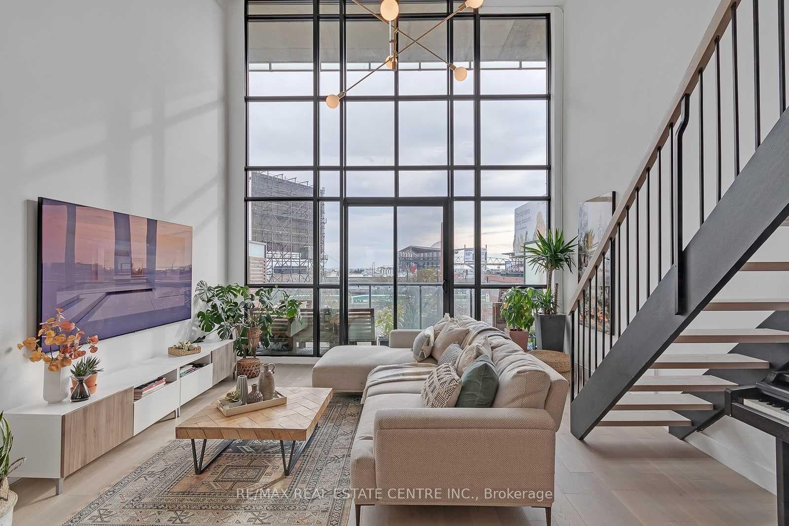 5 Hanna Avenue 407, Toronto, ON M6K 0B3