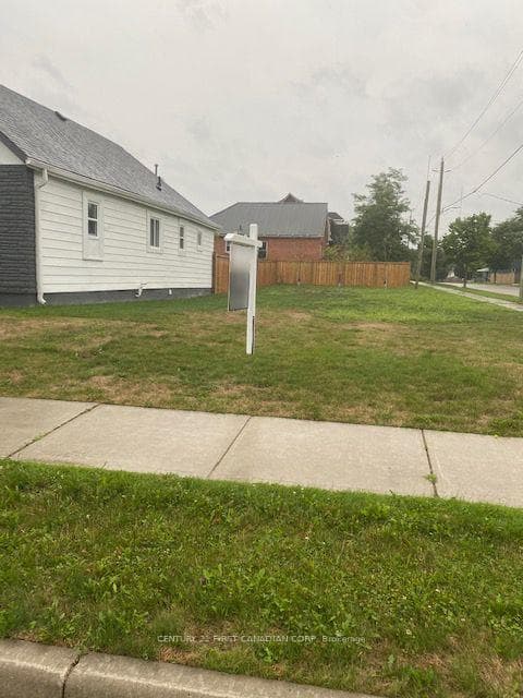Lot 7 Briscoe Street W, London South, ON N6J 1M4