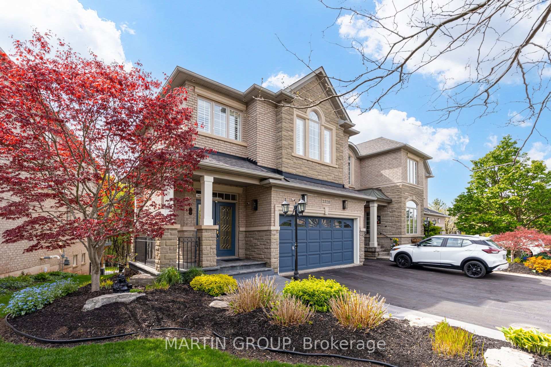 2328 Woodfield Road, Oakville, ON L6H 6Y6