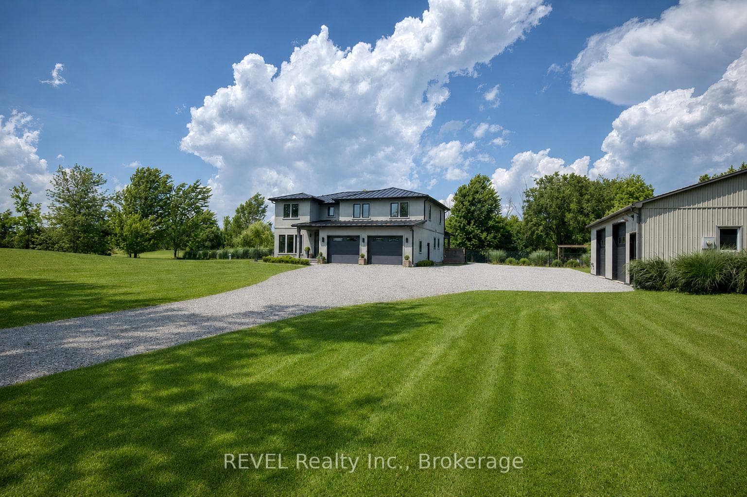 1009 Canboro Road, Pelham, ON L0S 1C0
