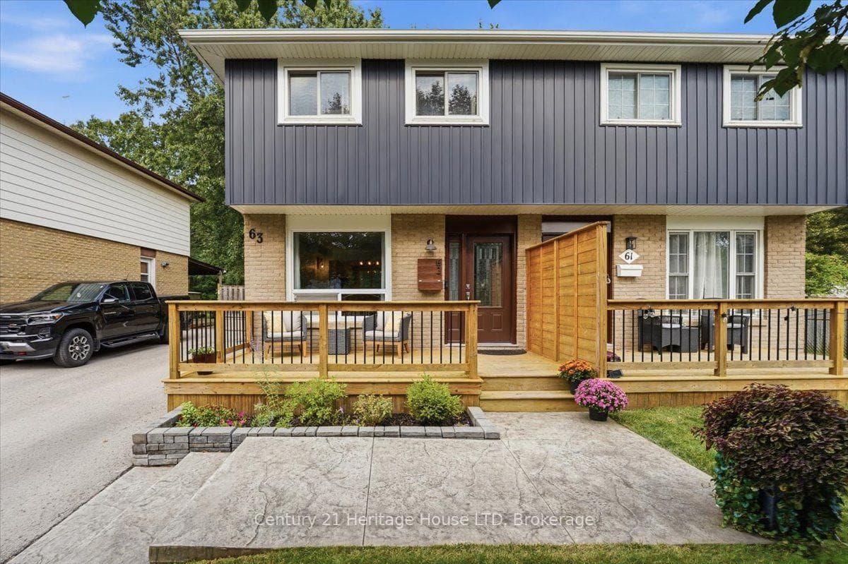 63 Silvan Drive, Welland, ON L3C 6C1