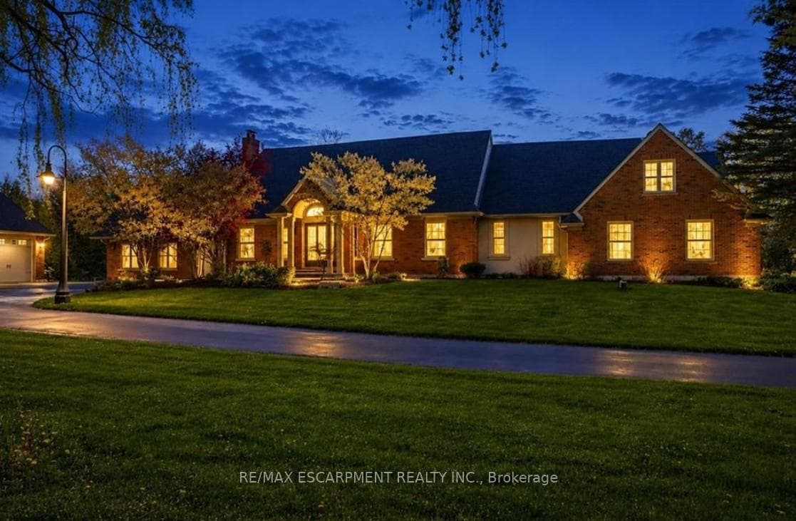 1670 Medad Springs Court, Burlington, ON L8P 0B7