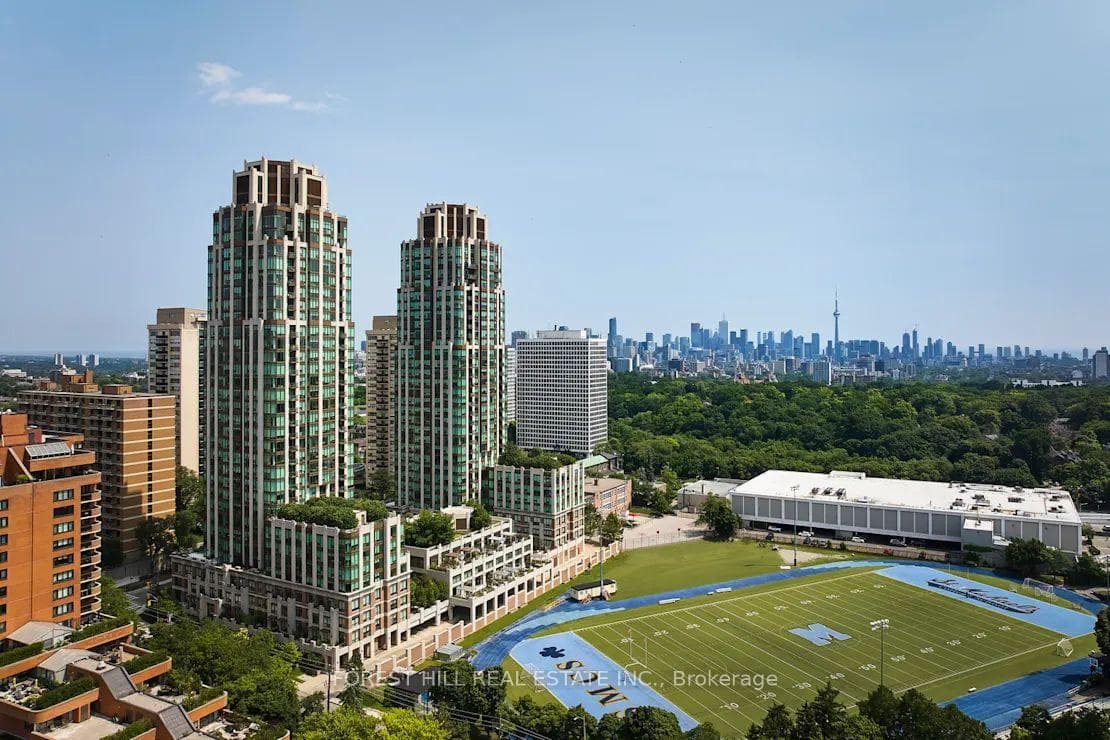 320 Tweedsmuir Avenue 805, Toronto, ON M5P 2Y3