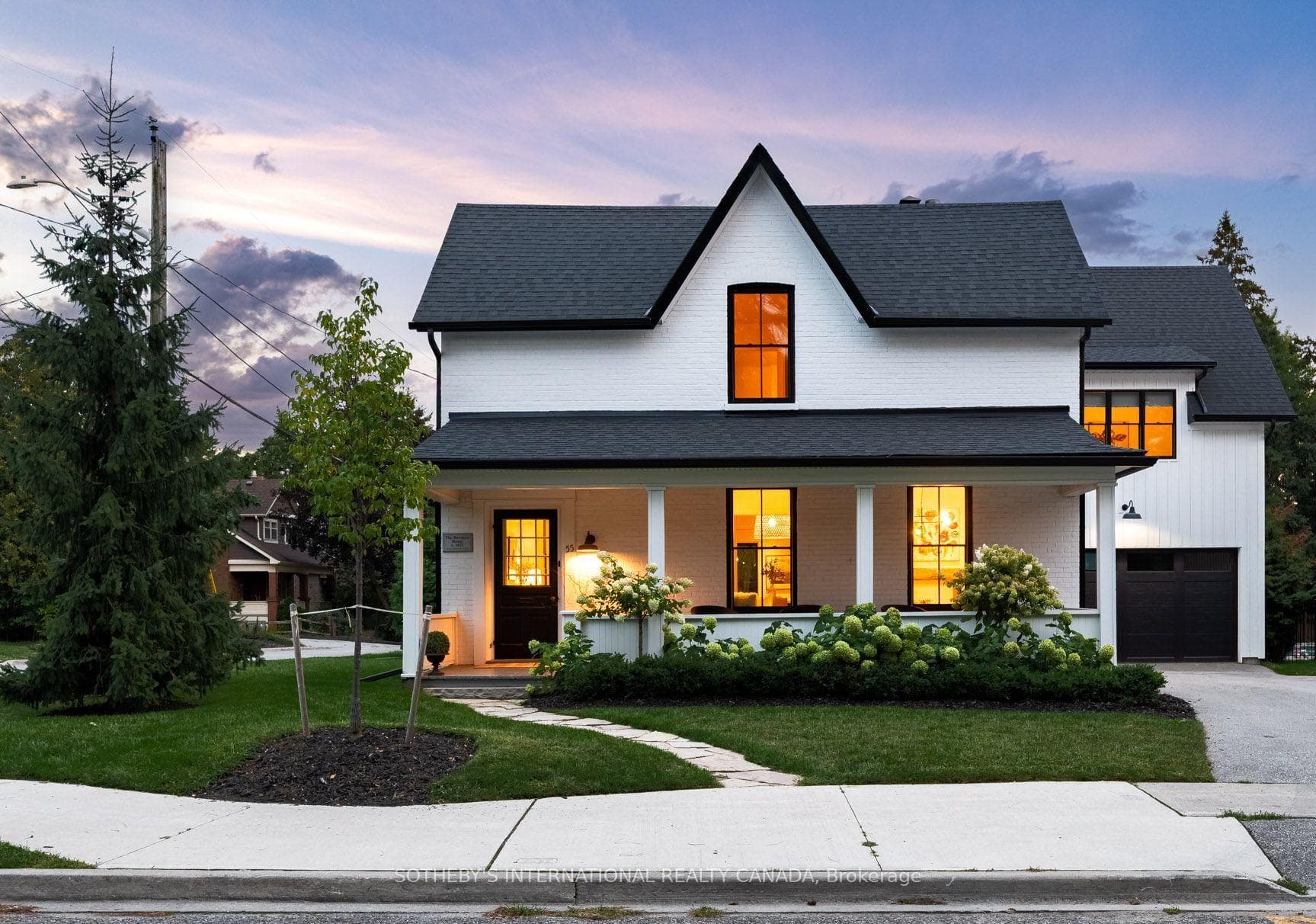 55 Metcalfe Street, Aurora, ON L4G 1E5