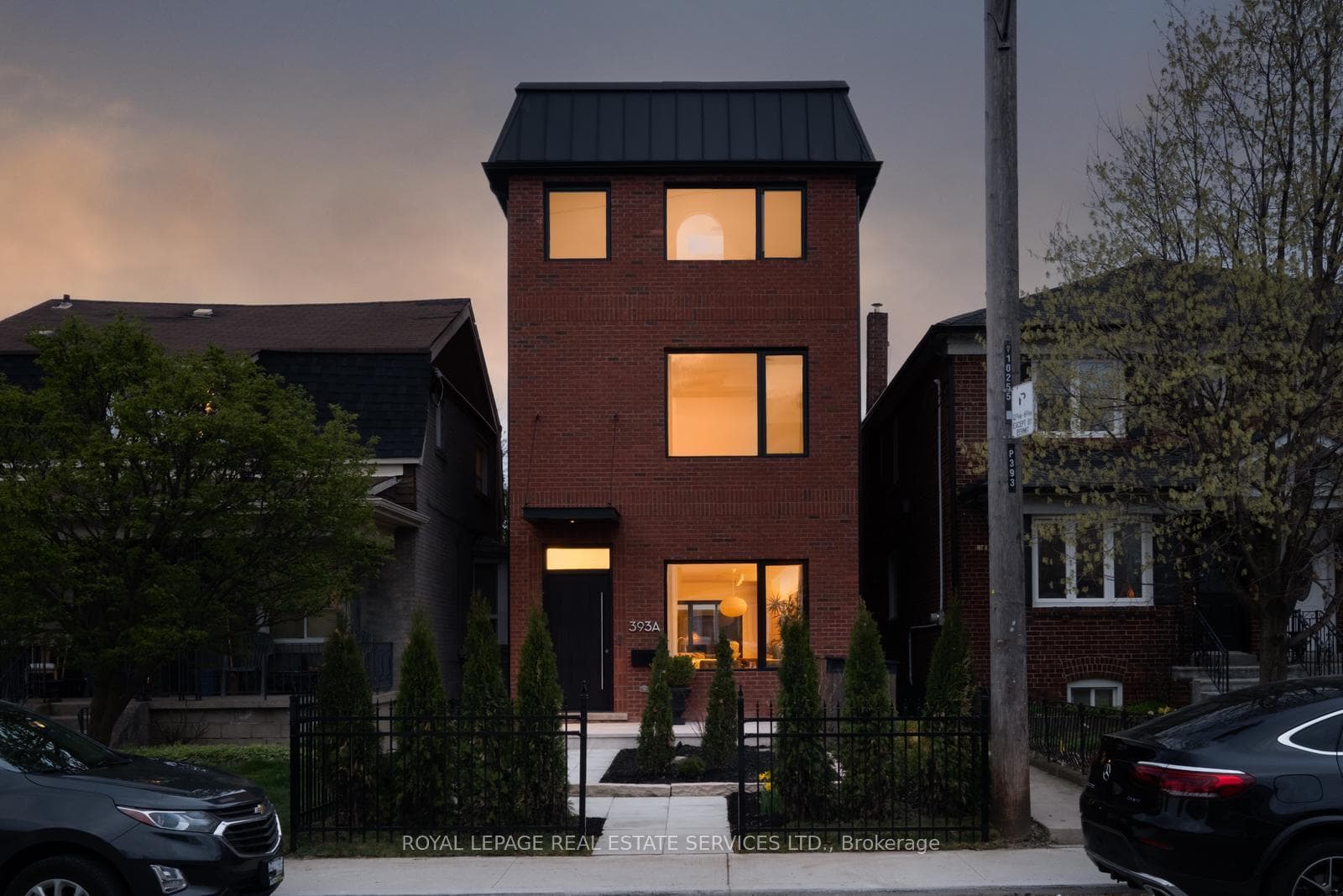 393A Arlington Avenue, Toronto, ON M6C 3A1