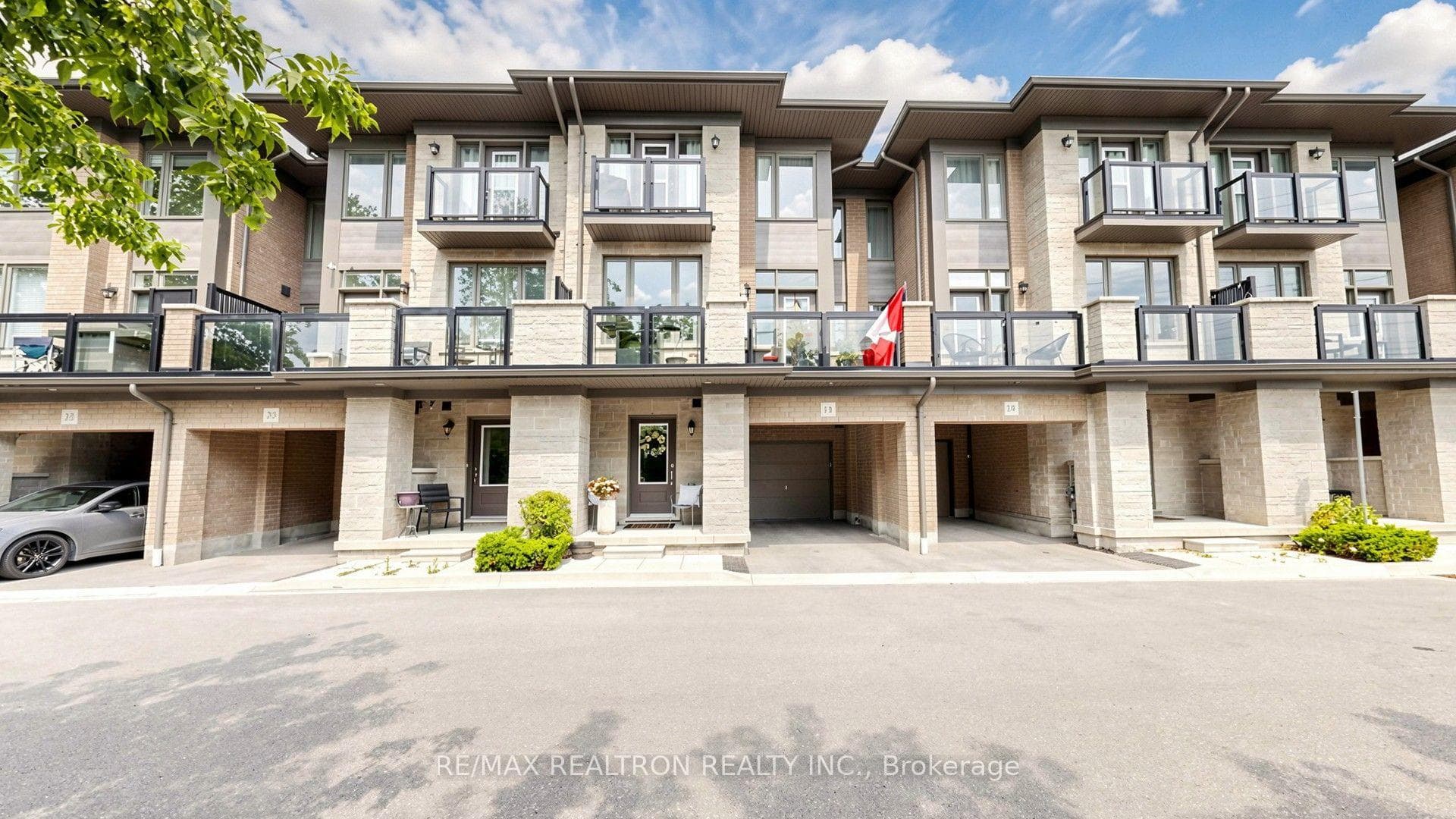 1956 Altona Road 19, Pickering, ON L1V 1M7