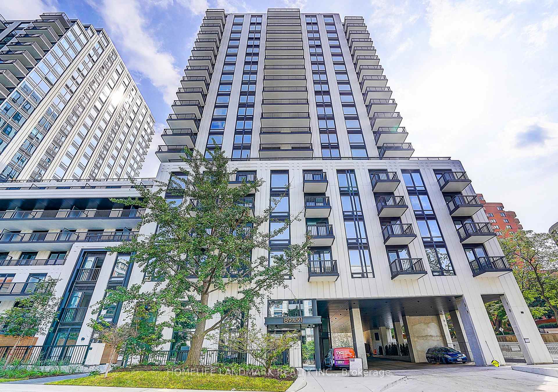 91 Montclair Avenue 1106, Toronto, ON M5P 0B1