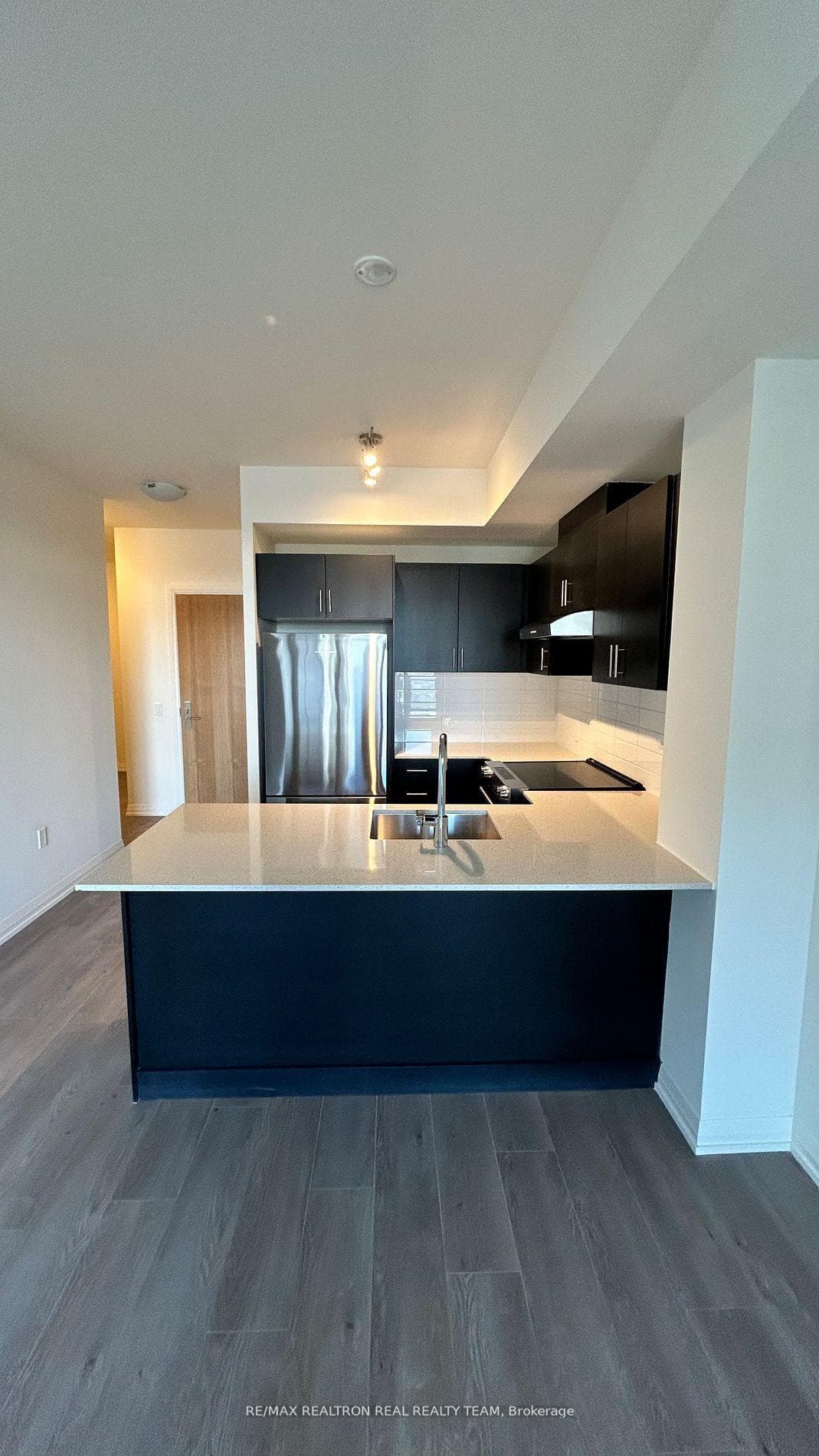 8960 Jane Street 418, Vaughan, ON L4K 2M9