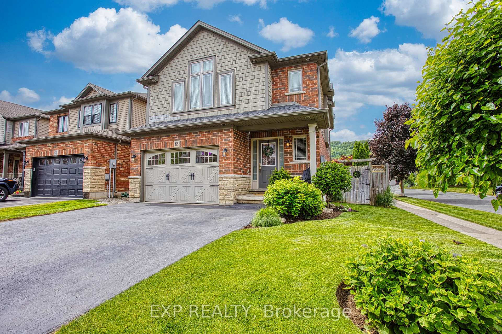 86 Willow Lane, Grimsby, ON L3M 5P7