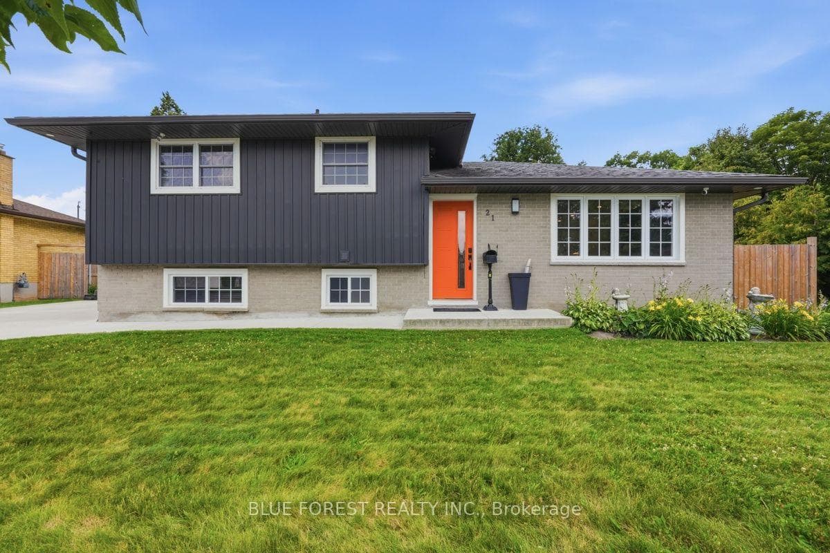 21 Agincourt Place, London South, ON N5Z 4E8