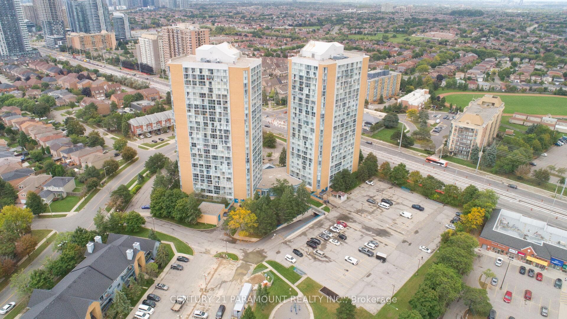 35 Trailwood Drive SW 1116, Mississauga, ON L4Z 3L6