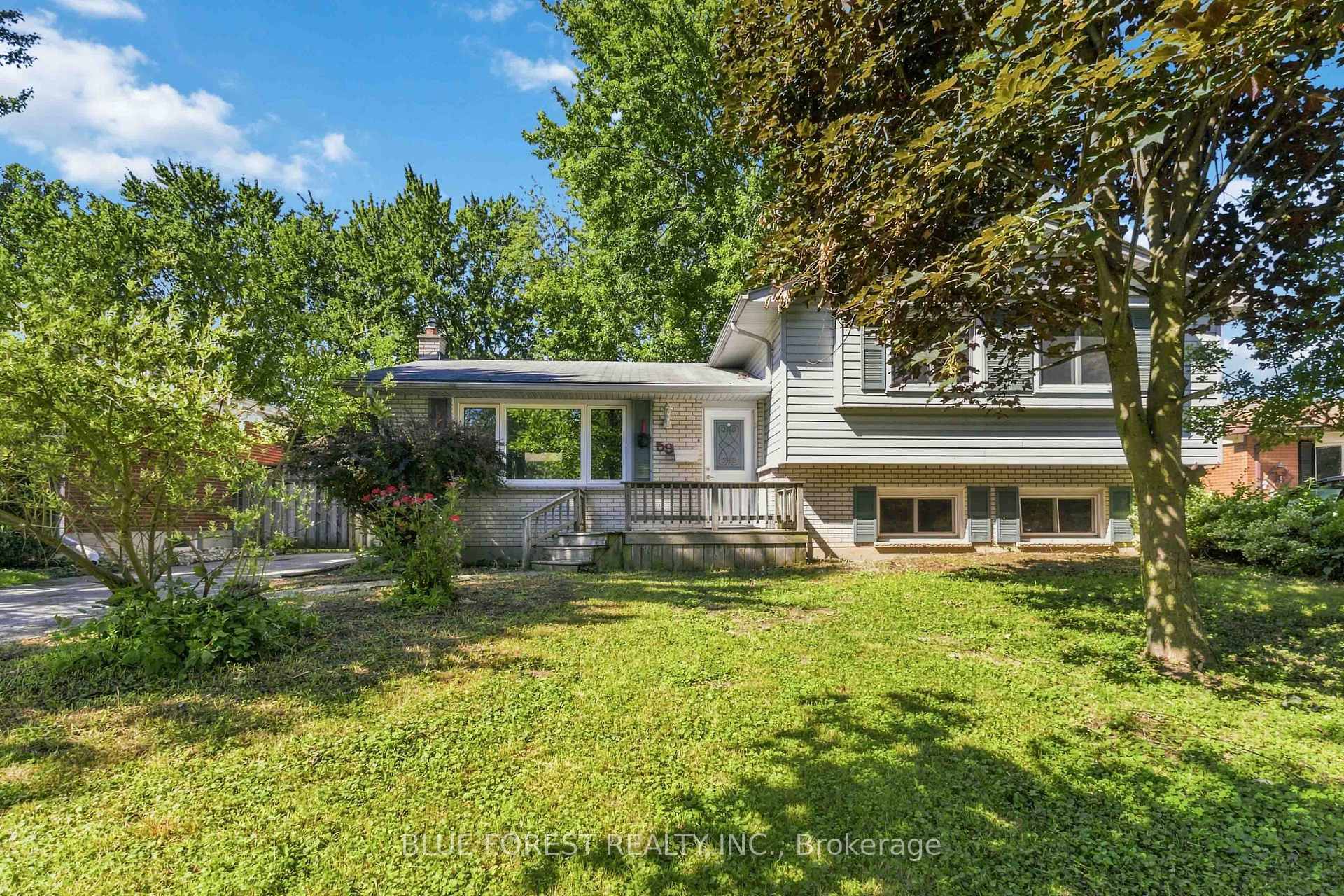 59 Scotchpine Crescent, London North, ON N6G 2E1