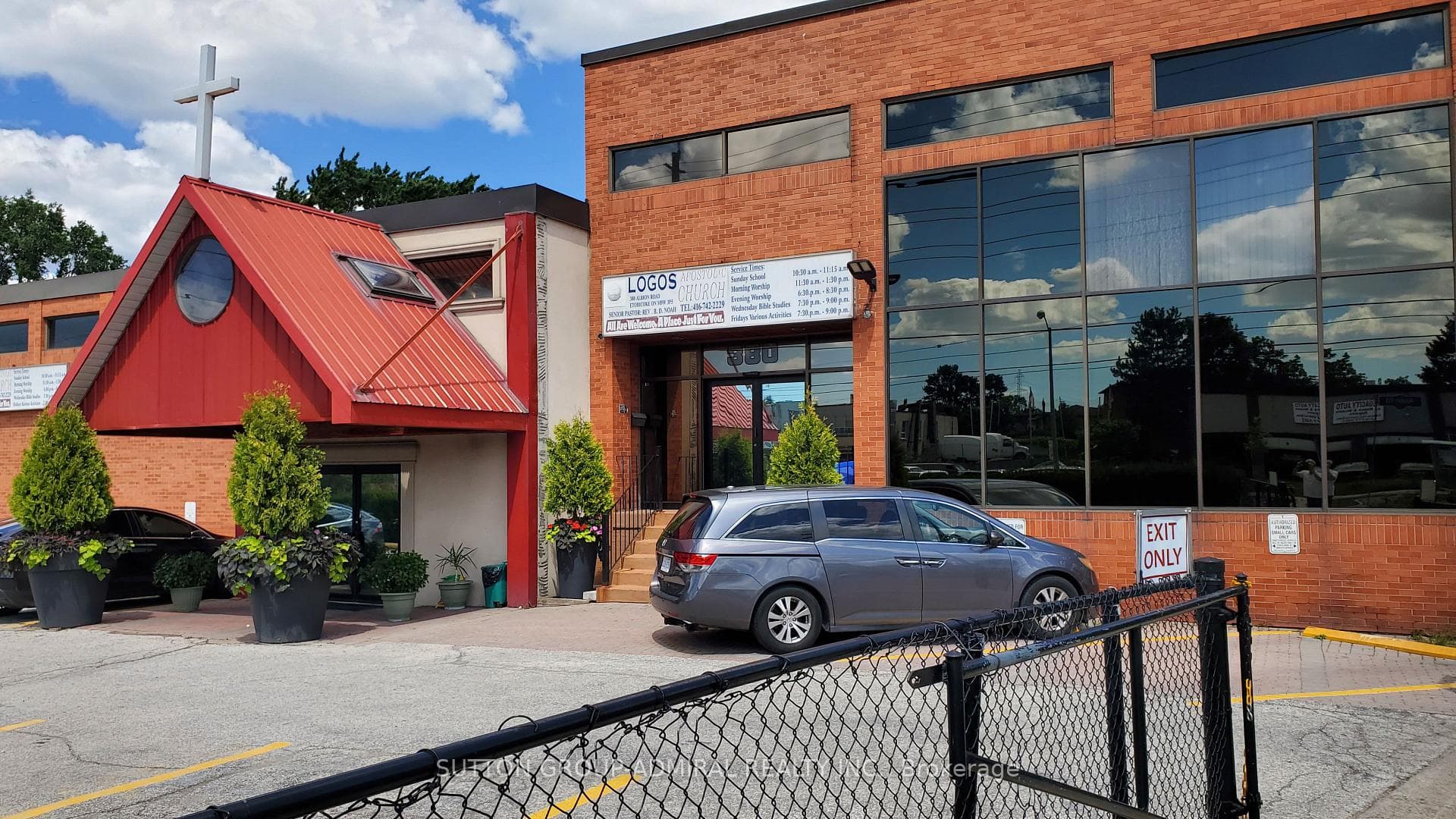 380 Albion Road Hall #1, Toronto, ON M9W 3P5