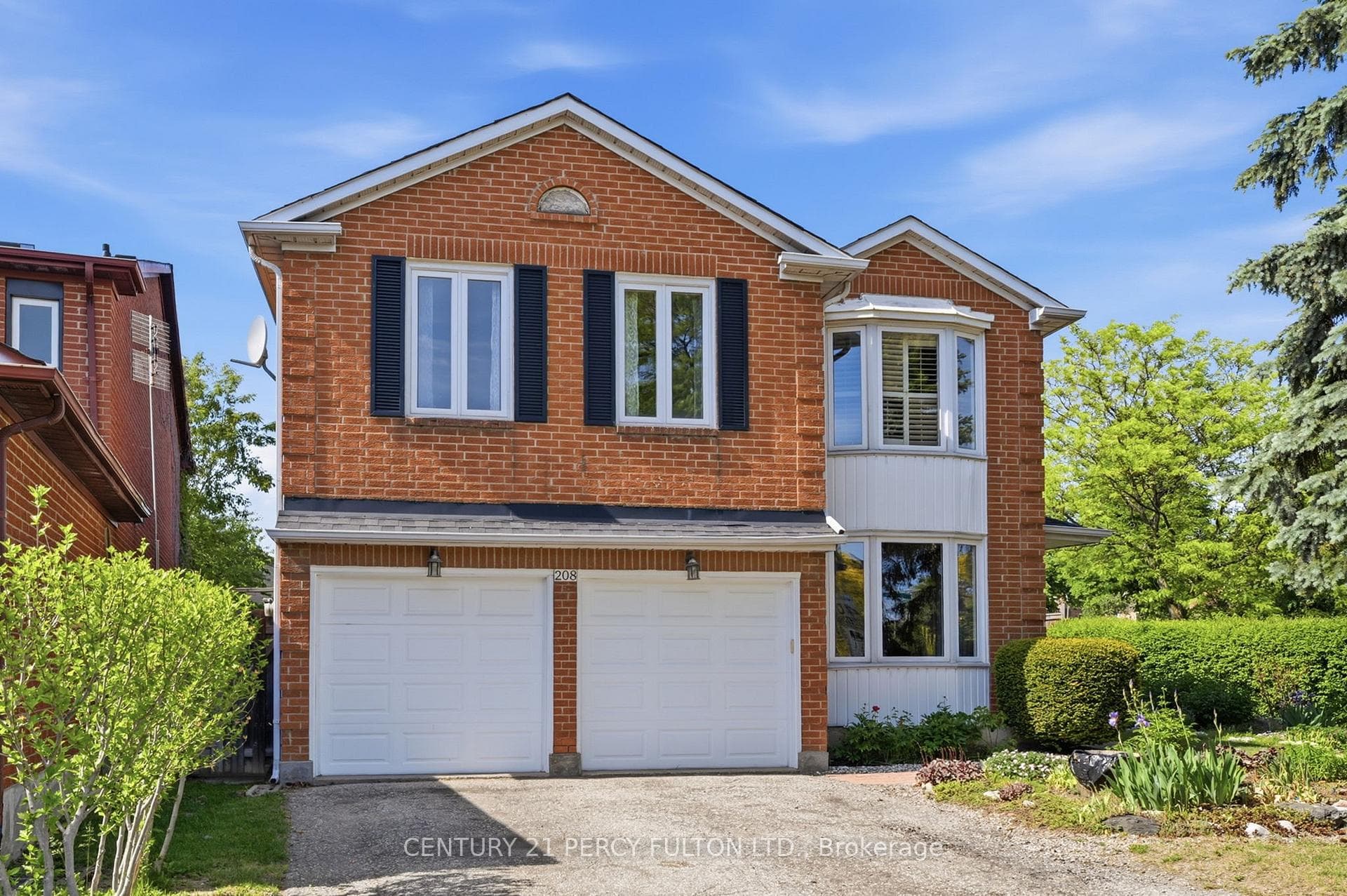 208 Conley Street, Vaughan, ON L4J 2X8