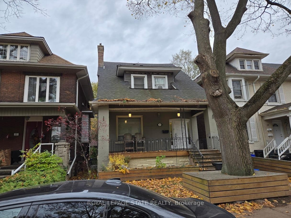 17 Fairleigh Avenue S, Hamilton, ON L8M 2K1