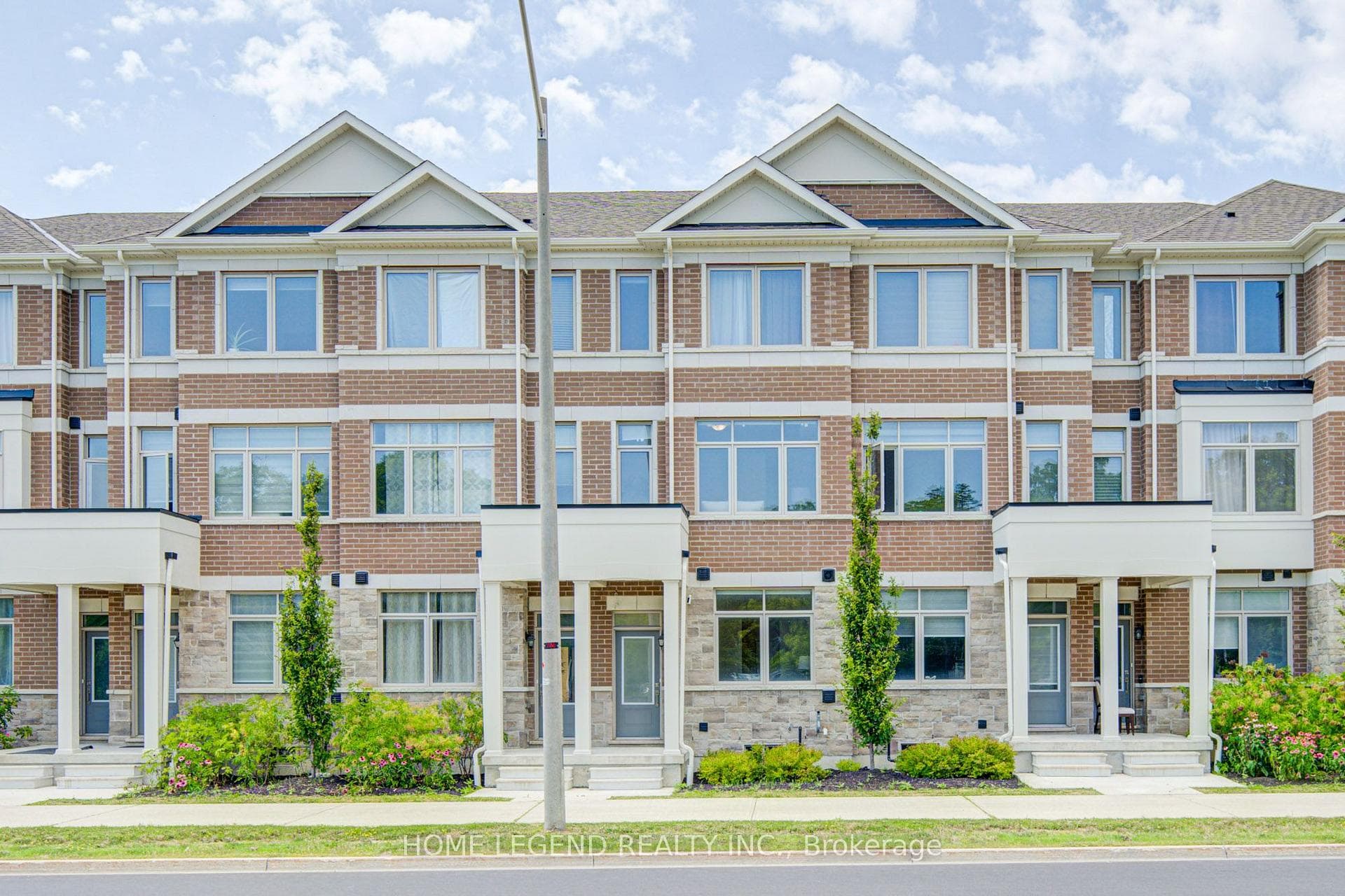69 Carneros Way, Markham, ON L6B 1R2